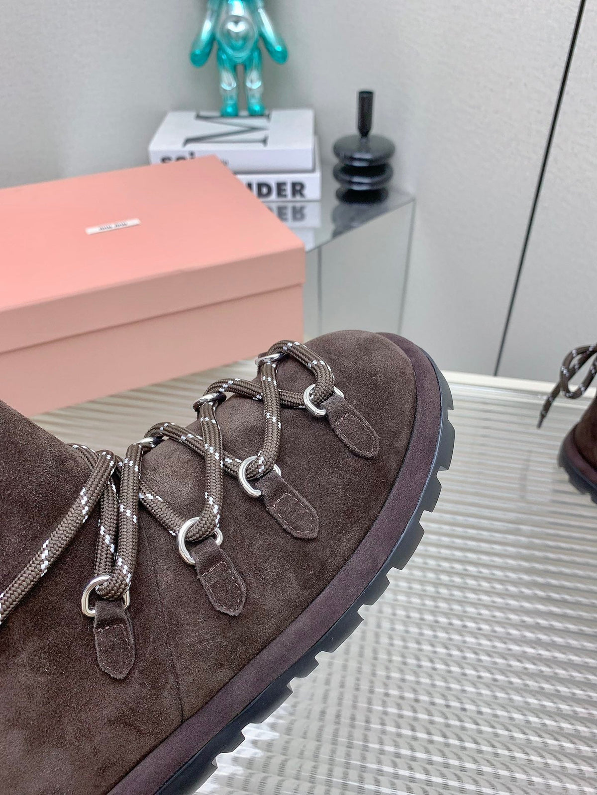 Miu 26s Suede Shearling Snow Boots Brown 160280