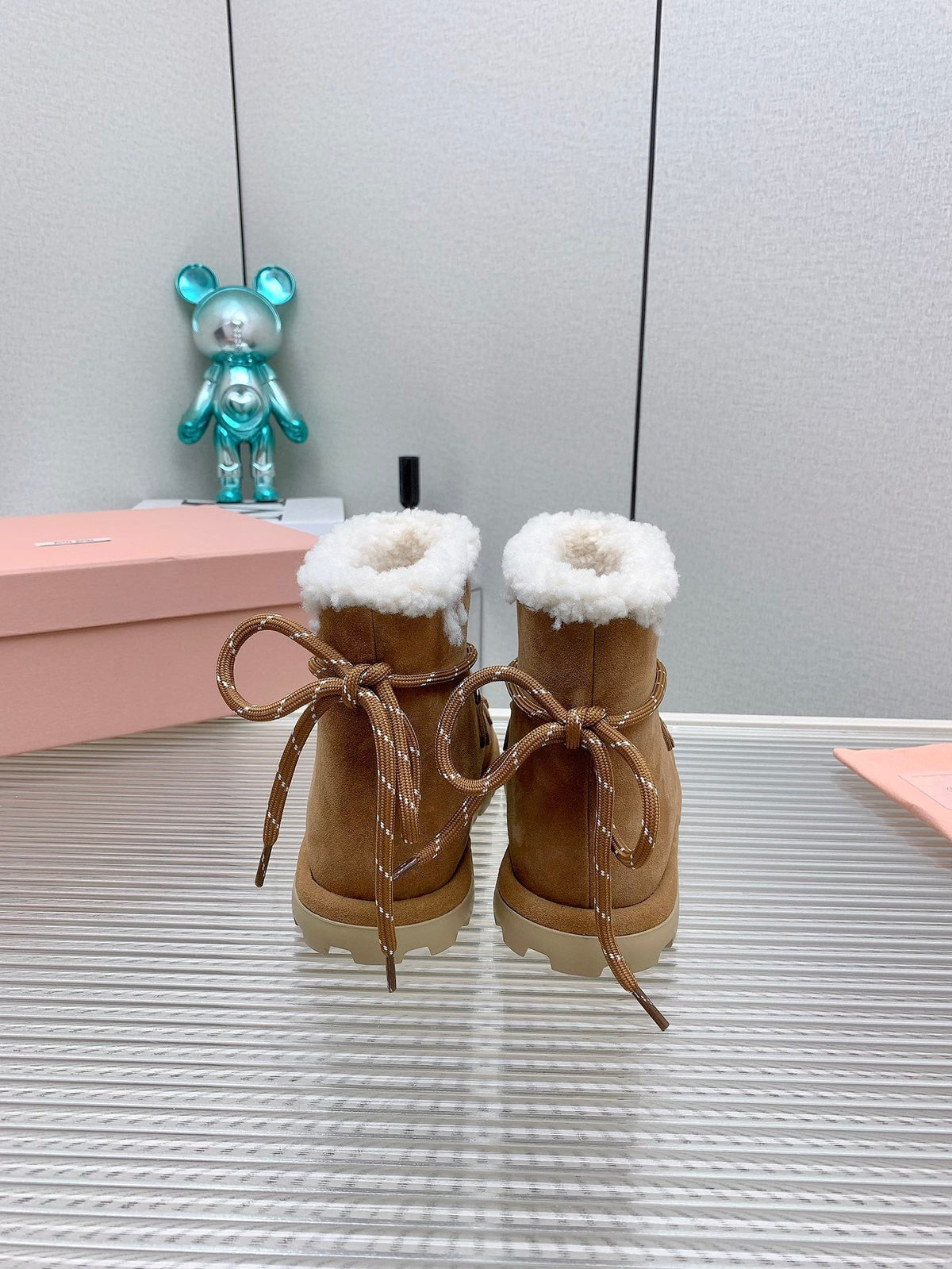 Miu 26s Suede Shearling Snow Boots Tan 160277