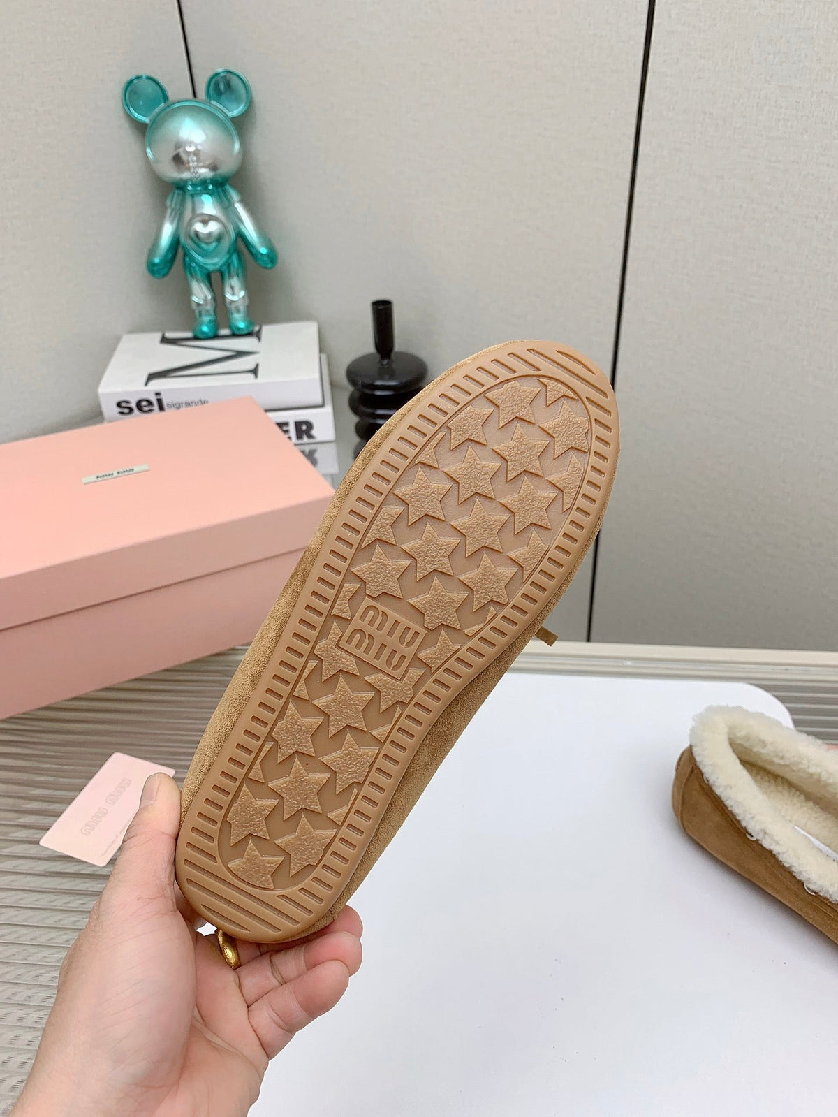 Miu 26s Suede Shearling Moccasin Loafers Tan 160281