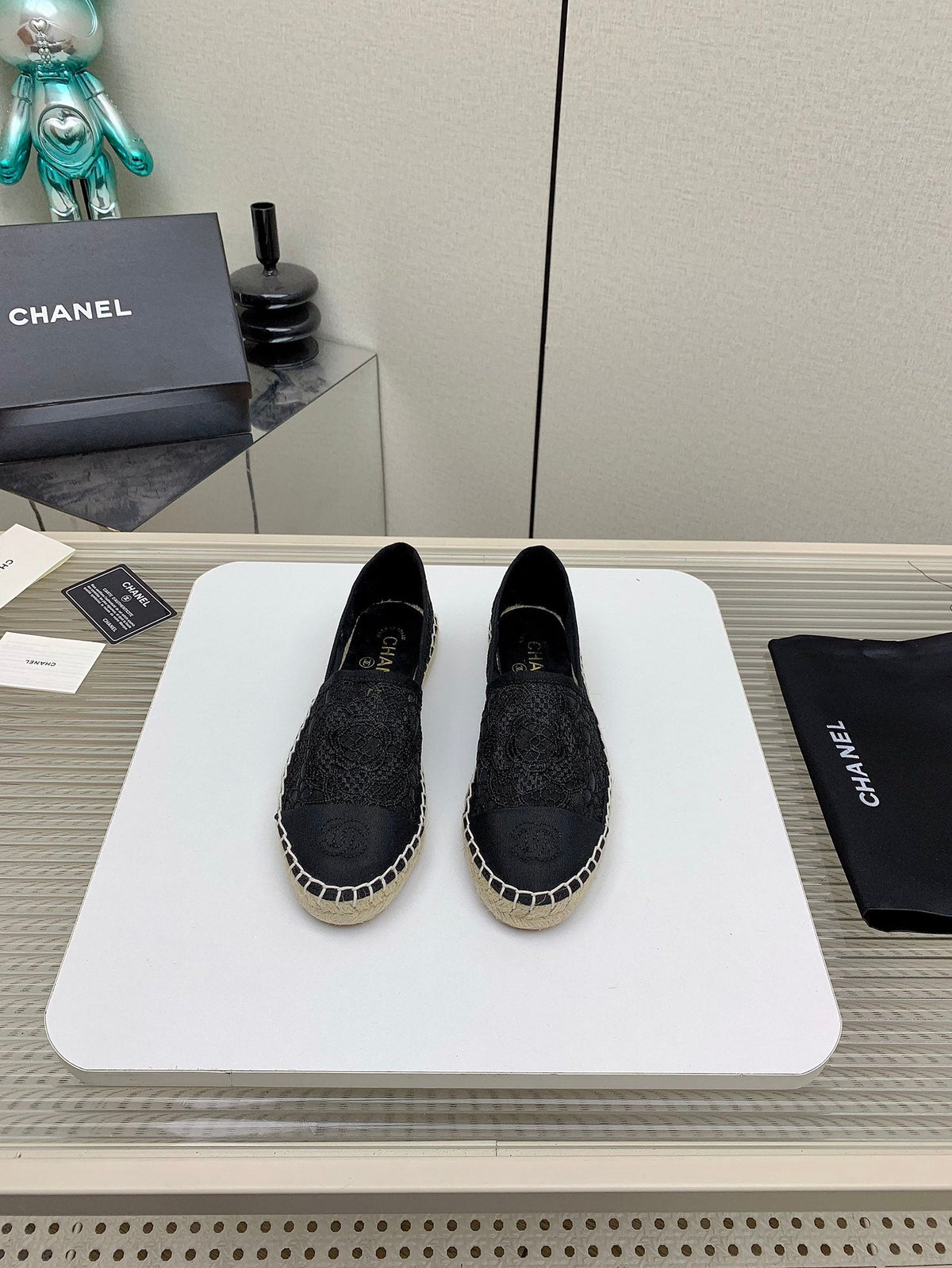CC 26s Espadrilles Flats Black Black Lace 163533