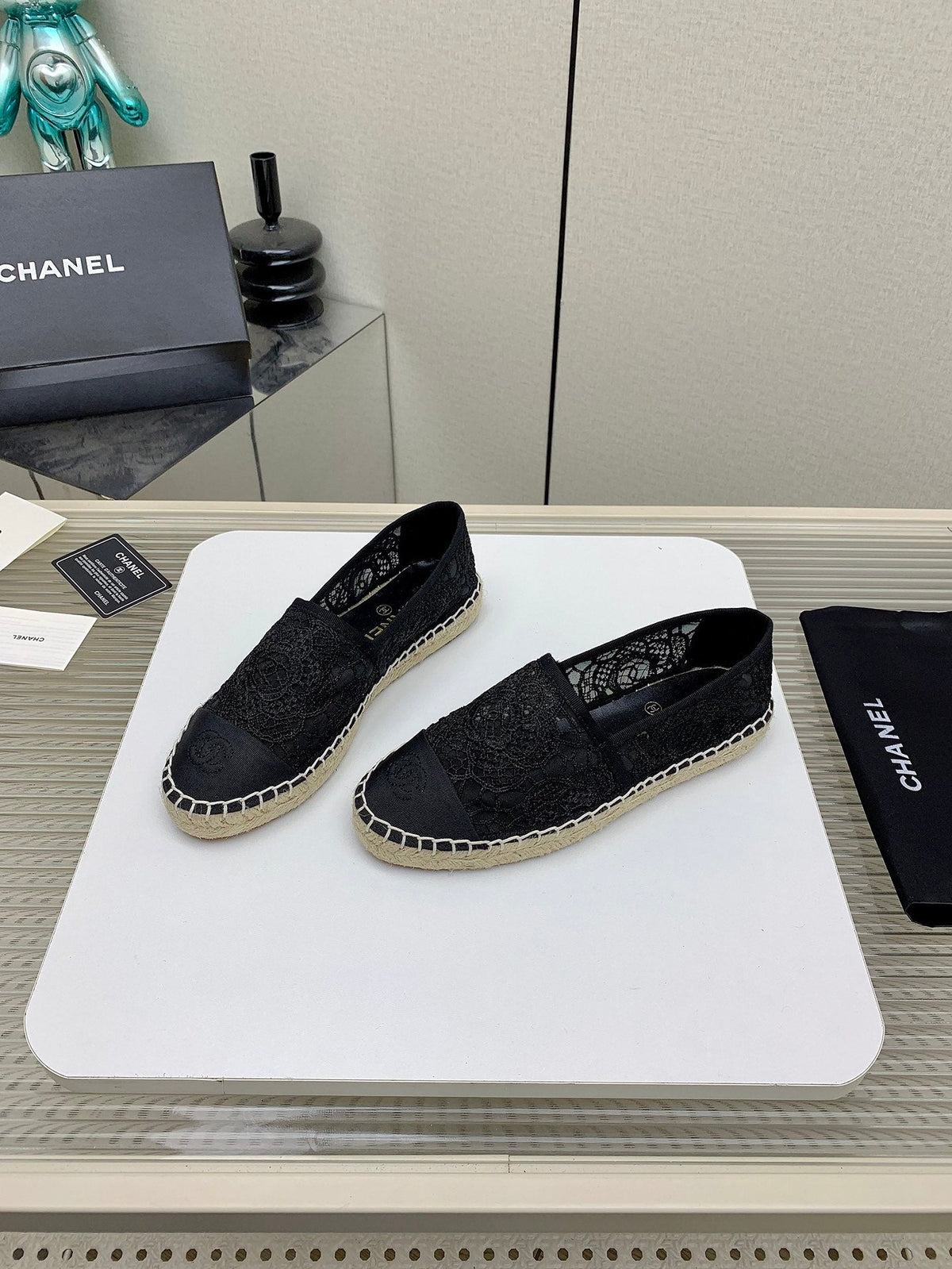 CC 26s Espadrilles Flats Black Black Lace 163533