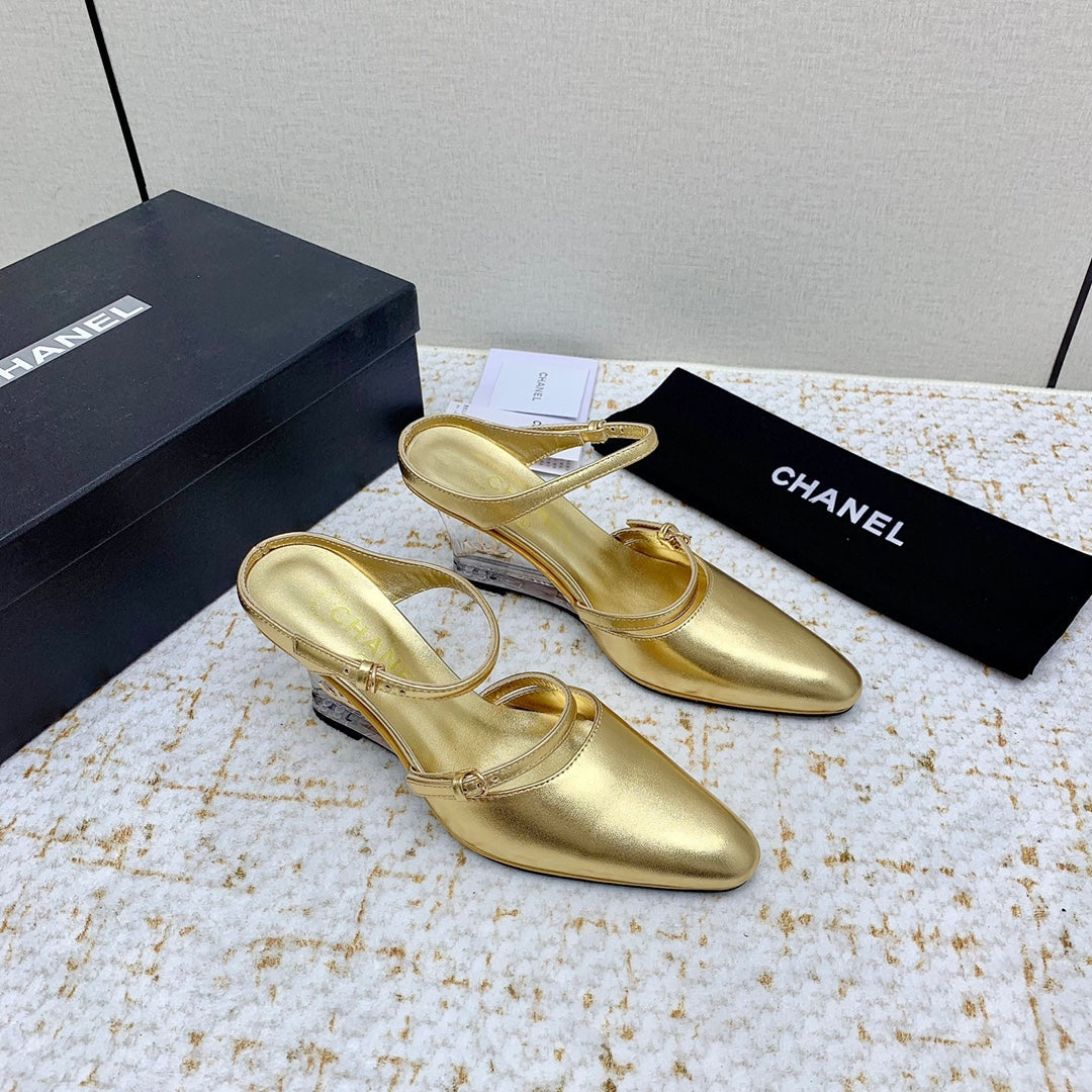 CC 26s Wedge Sandals 10cm Gold Leather 163570