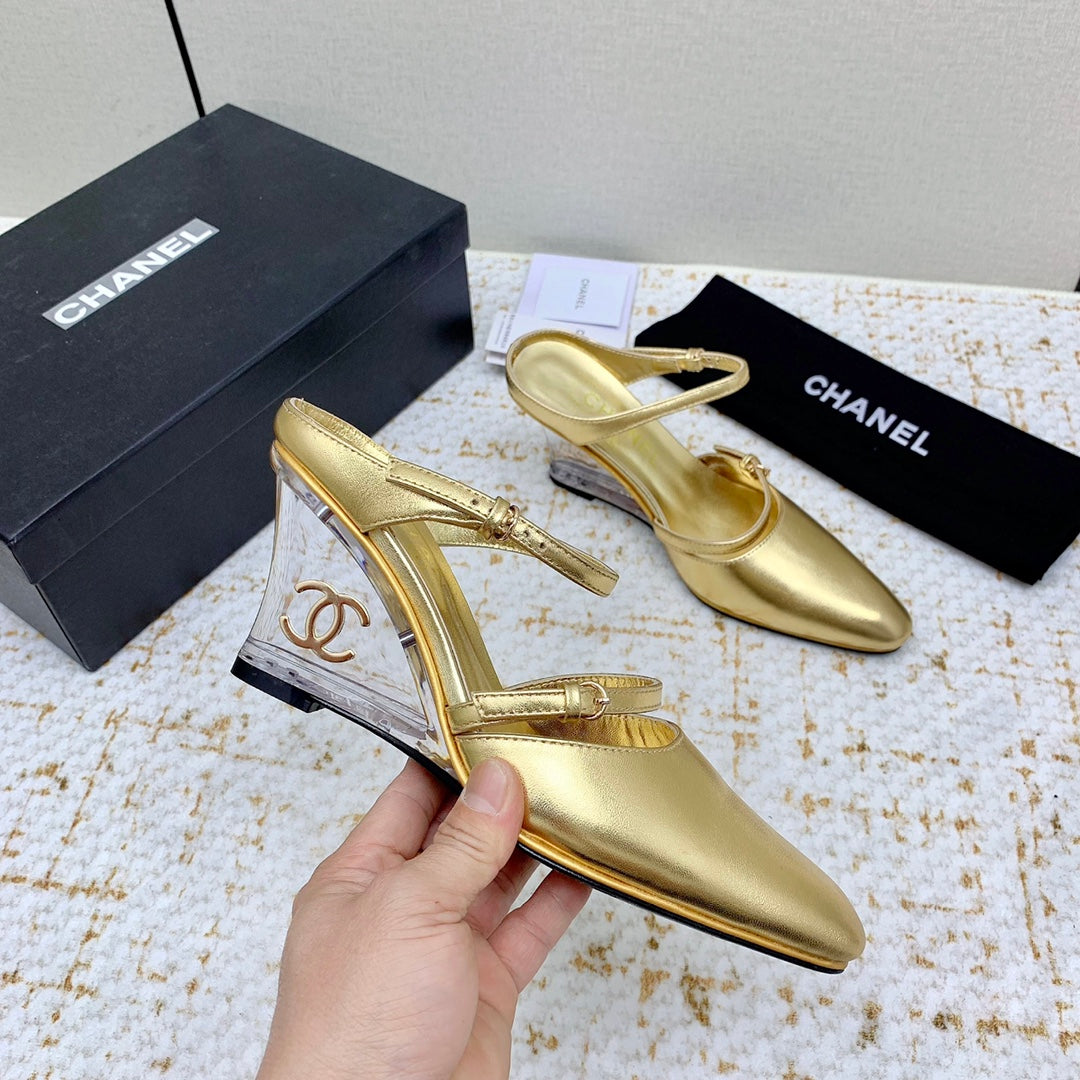 CC 26s Wedge Sandals 10cm Gold Leather 163570