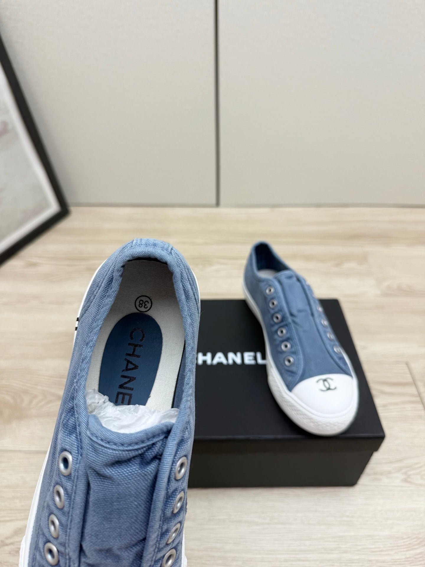 CC 26s Laceless Sneakers White Blue Canvas Rubber 940857