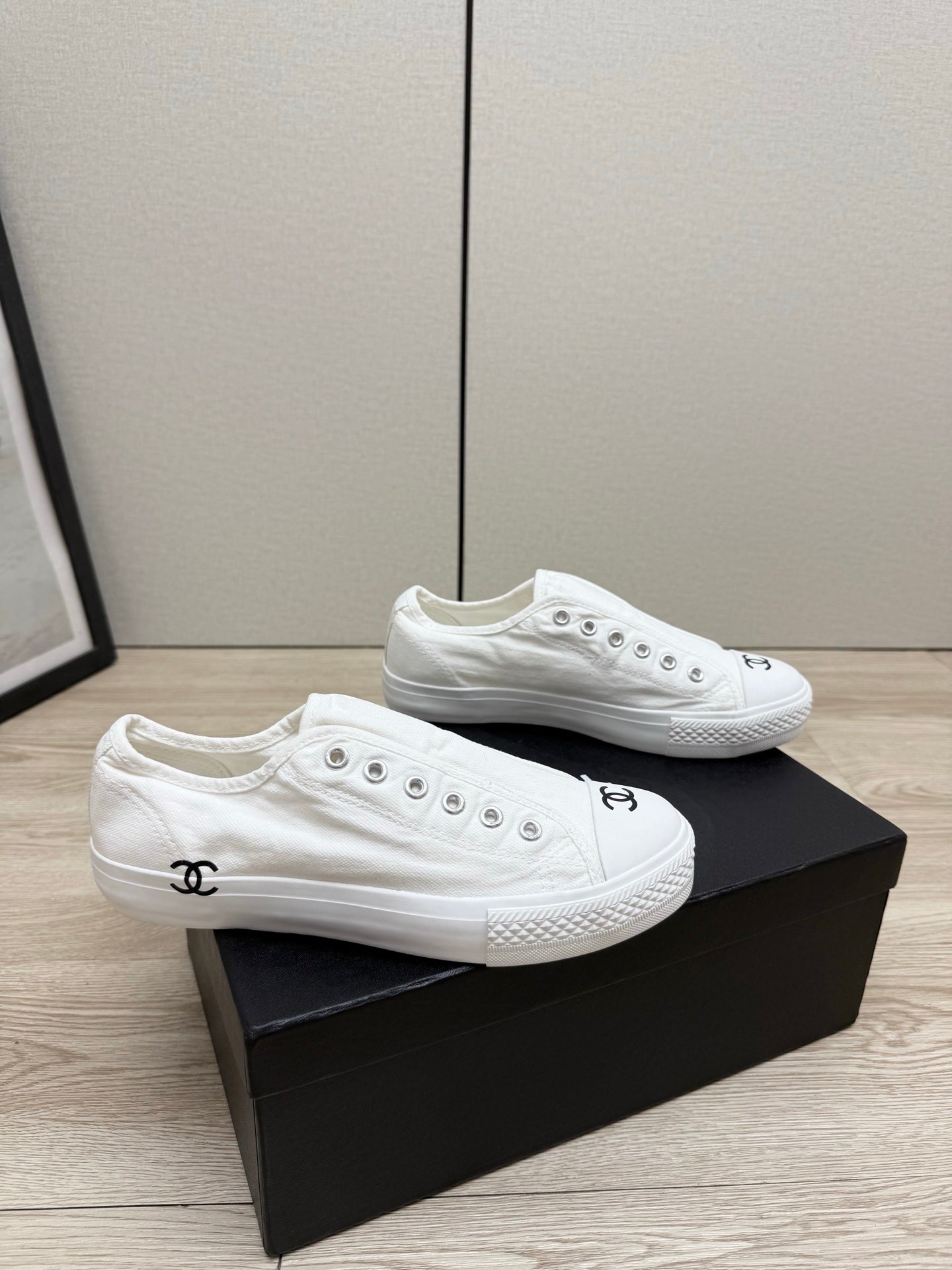 CC 26s Laceless Sneakers White Canvas Rubber 940857
