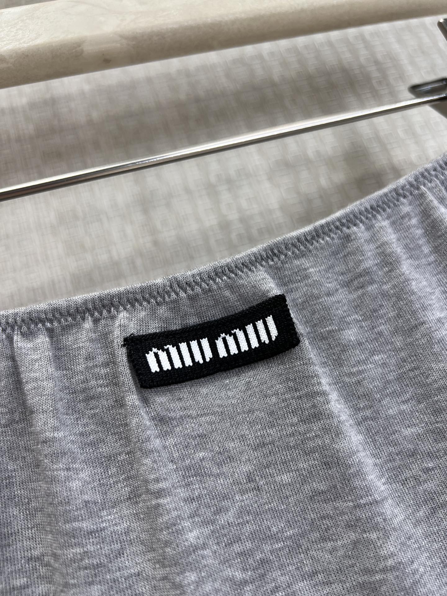 Miu 26s Skirt Grey Silk 370176
