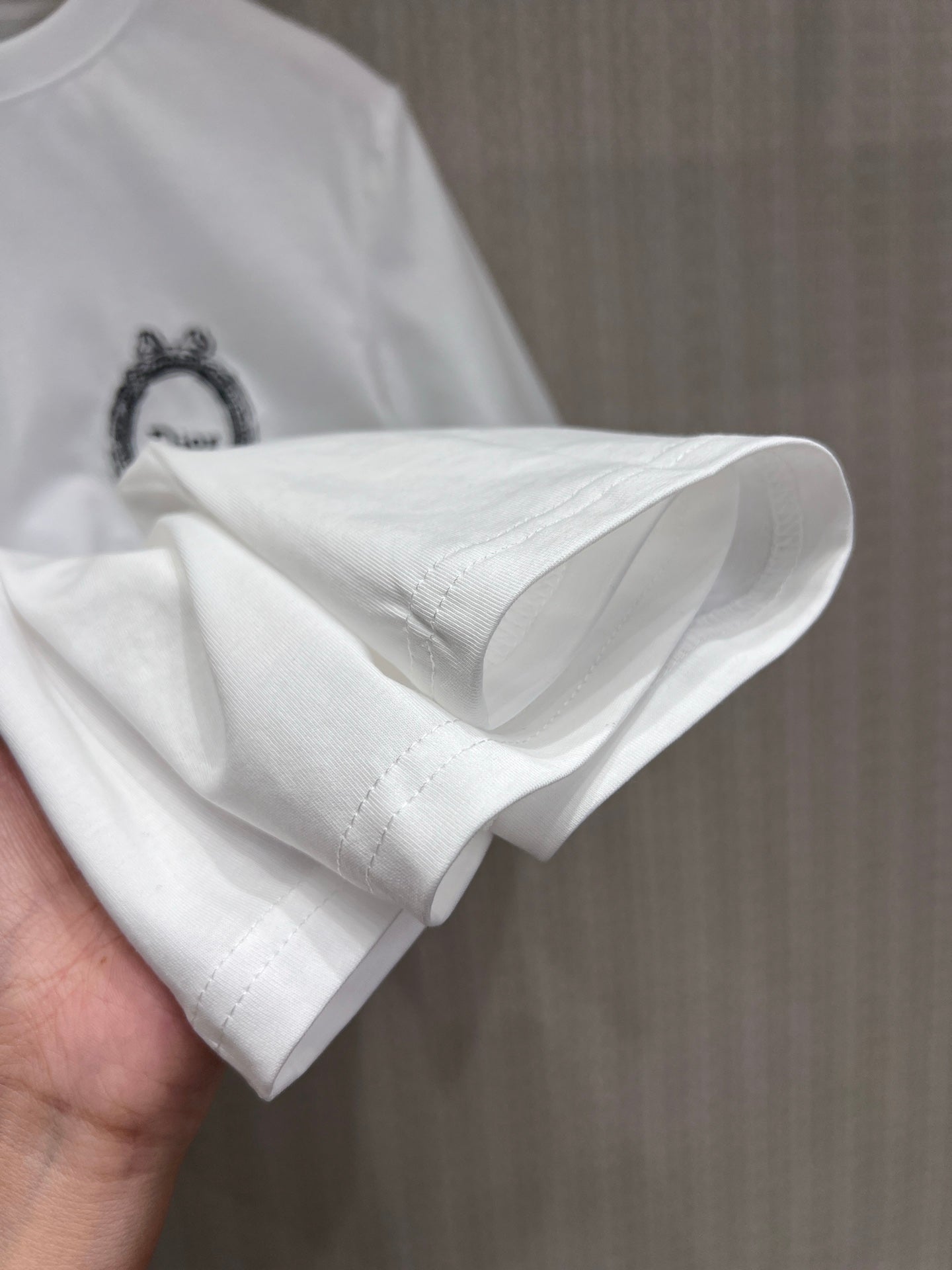 CD Fitted Médaillon Embroidered T-shirt White Cotton