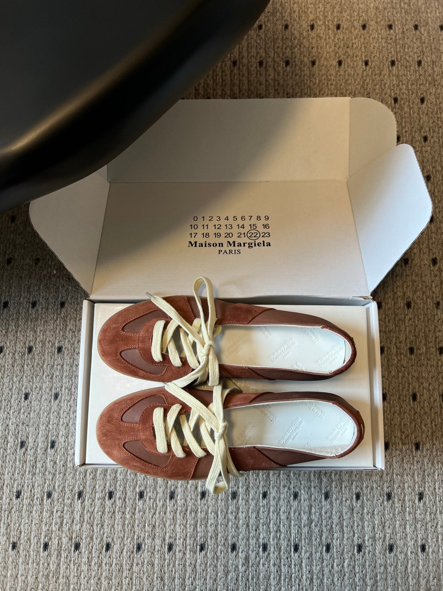 Maison Margiela Replica Sneakers Brown Suede 803727