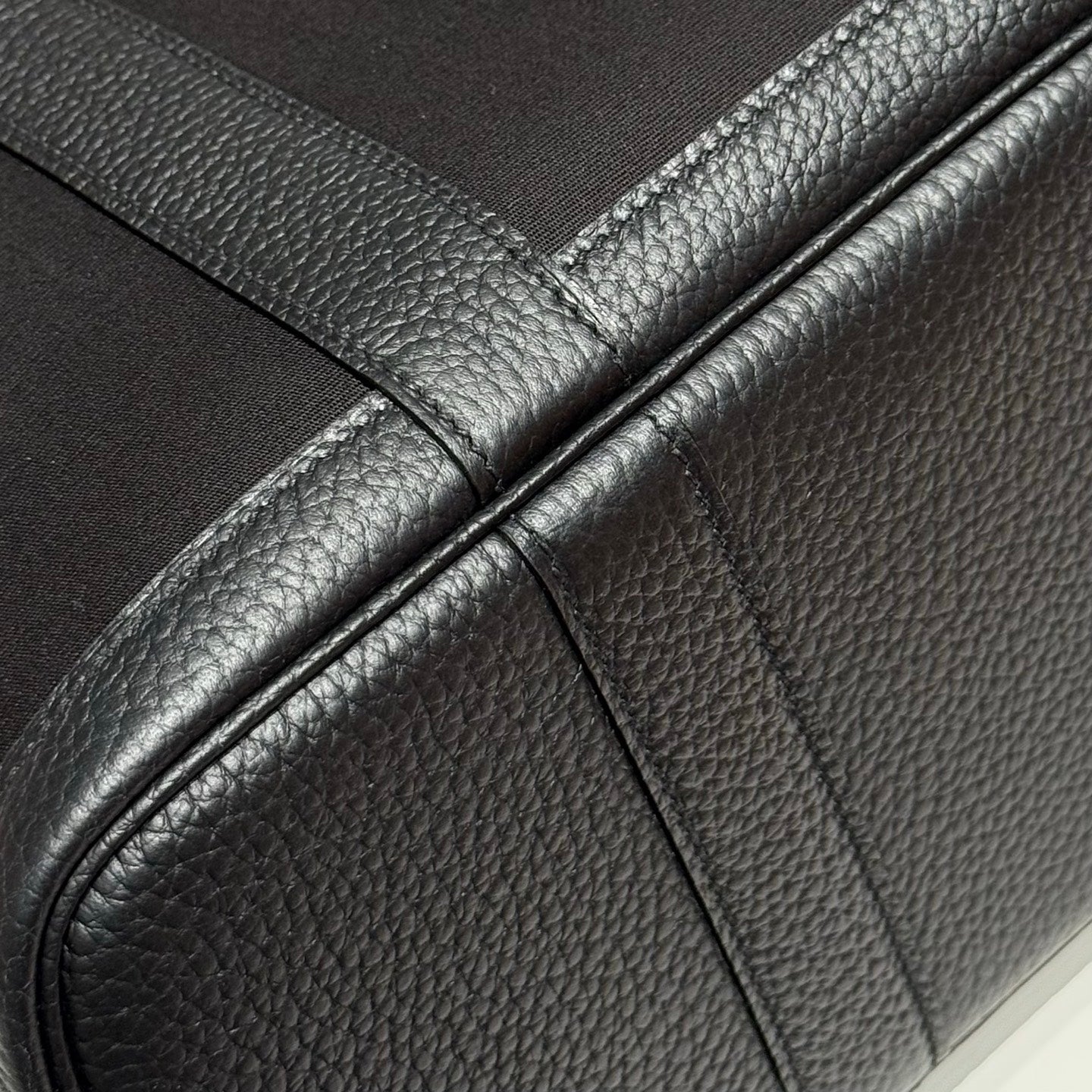 HM Garden Party 30cm Bag Black Togo Black Canvas