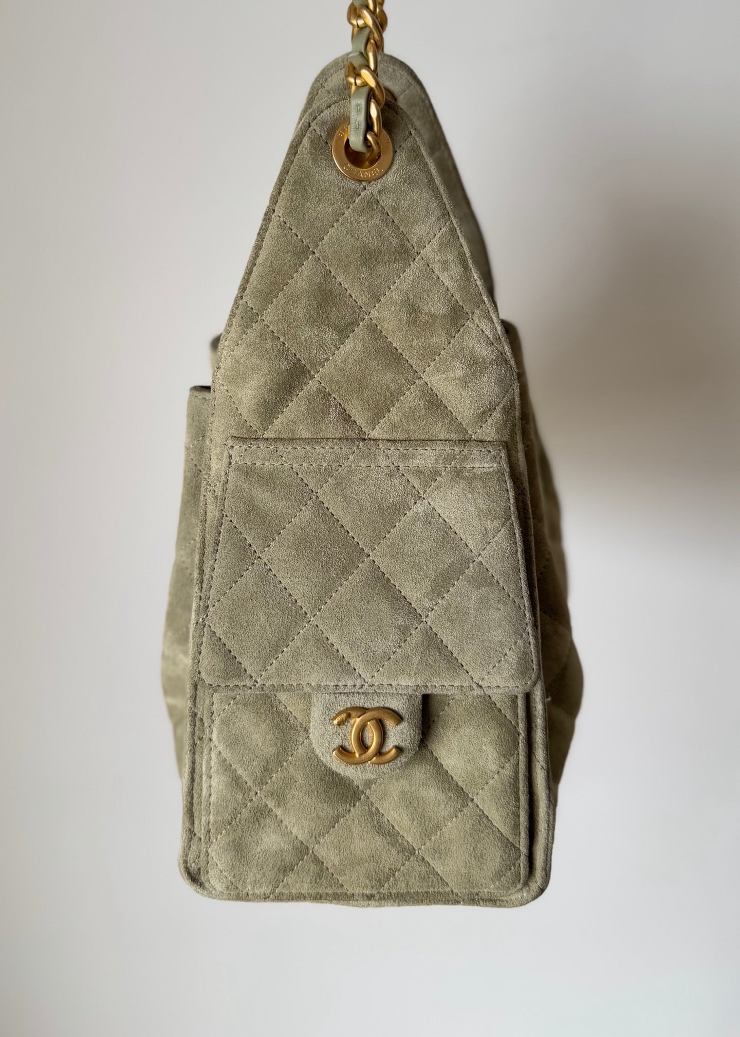 CC 25C Hobo Bags 30cm Khaki Suede