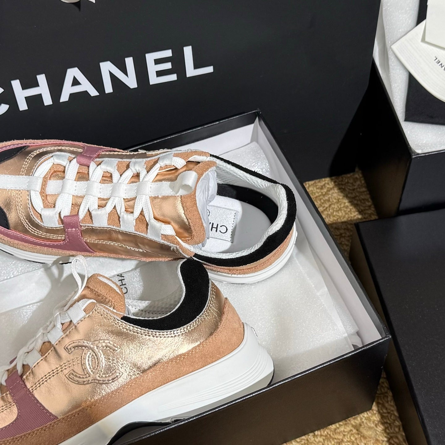 CC 25A Trainers Beige Black Pink Laminated Calfskin And Suede Calfskin 352115