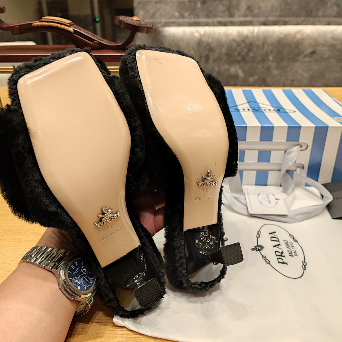 Prada 26s Slides 3cm Black Shearling Triangle Logo Sandals 109463