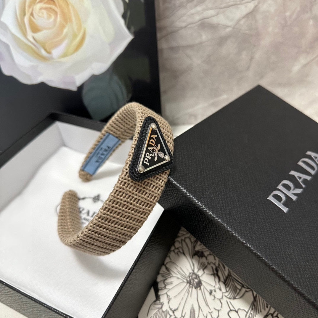 HAIRBAND IN DESERT BROWN KNITTED WOOL 381466