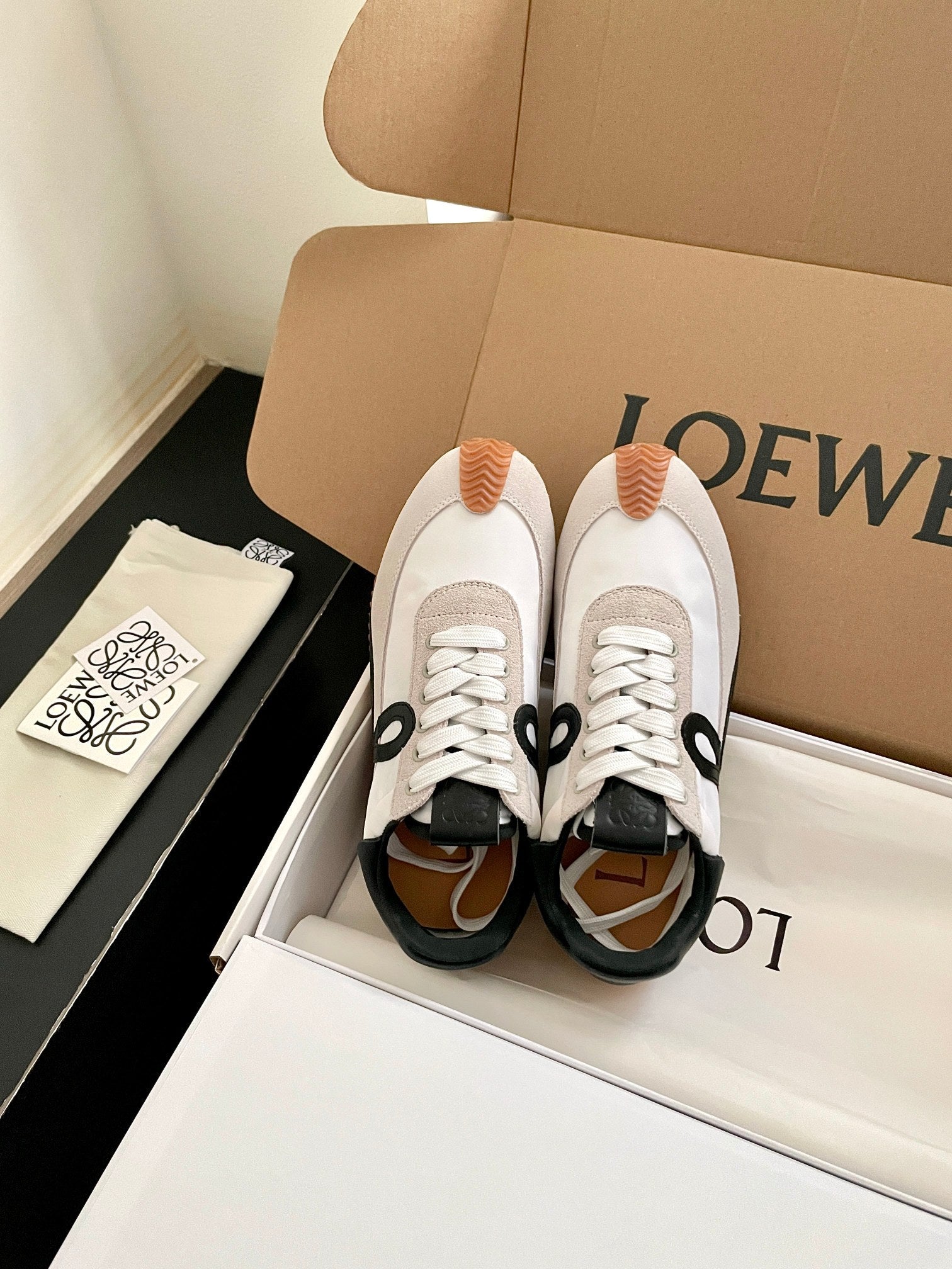 Loewe 26s Flow Runner Sneaker In Light Gray Suede And Black Sheepskin