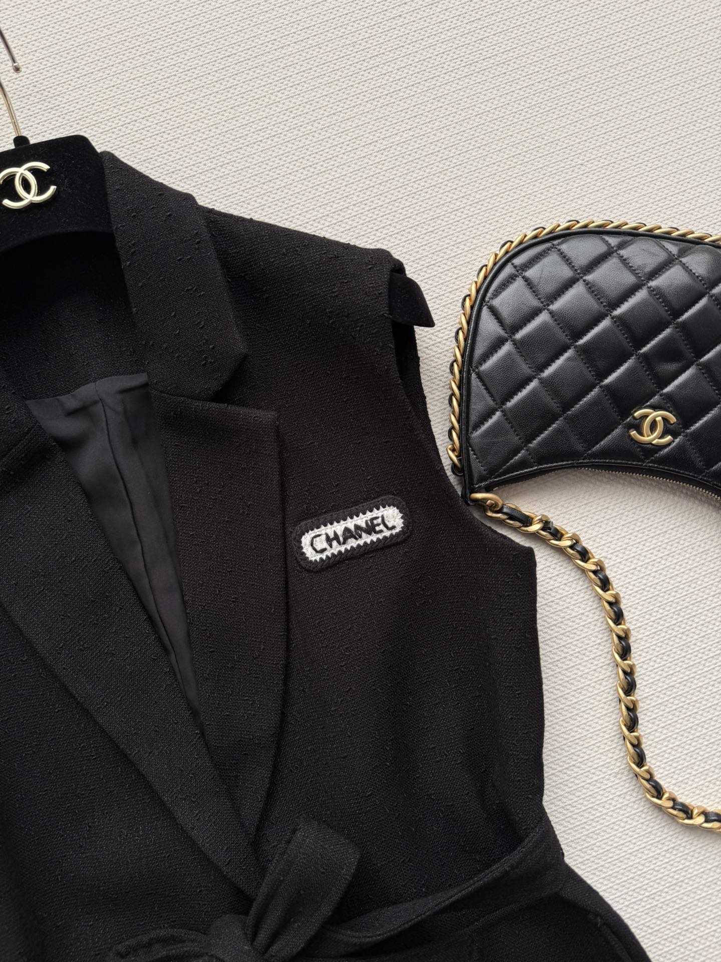 CC 26s Vest Black Wool Viscose 338885