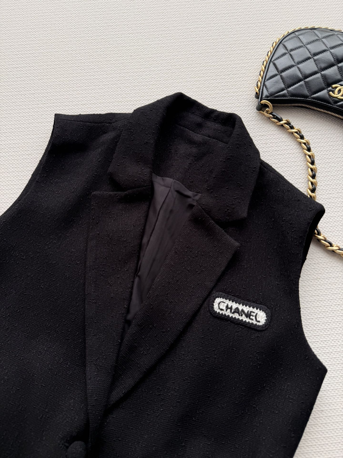 CC 26s Vest Black Wool Viscose 338885