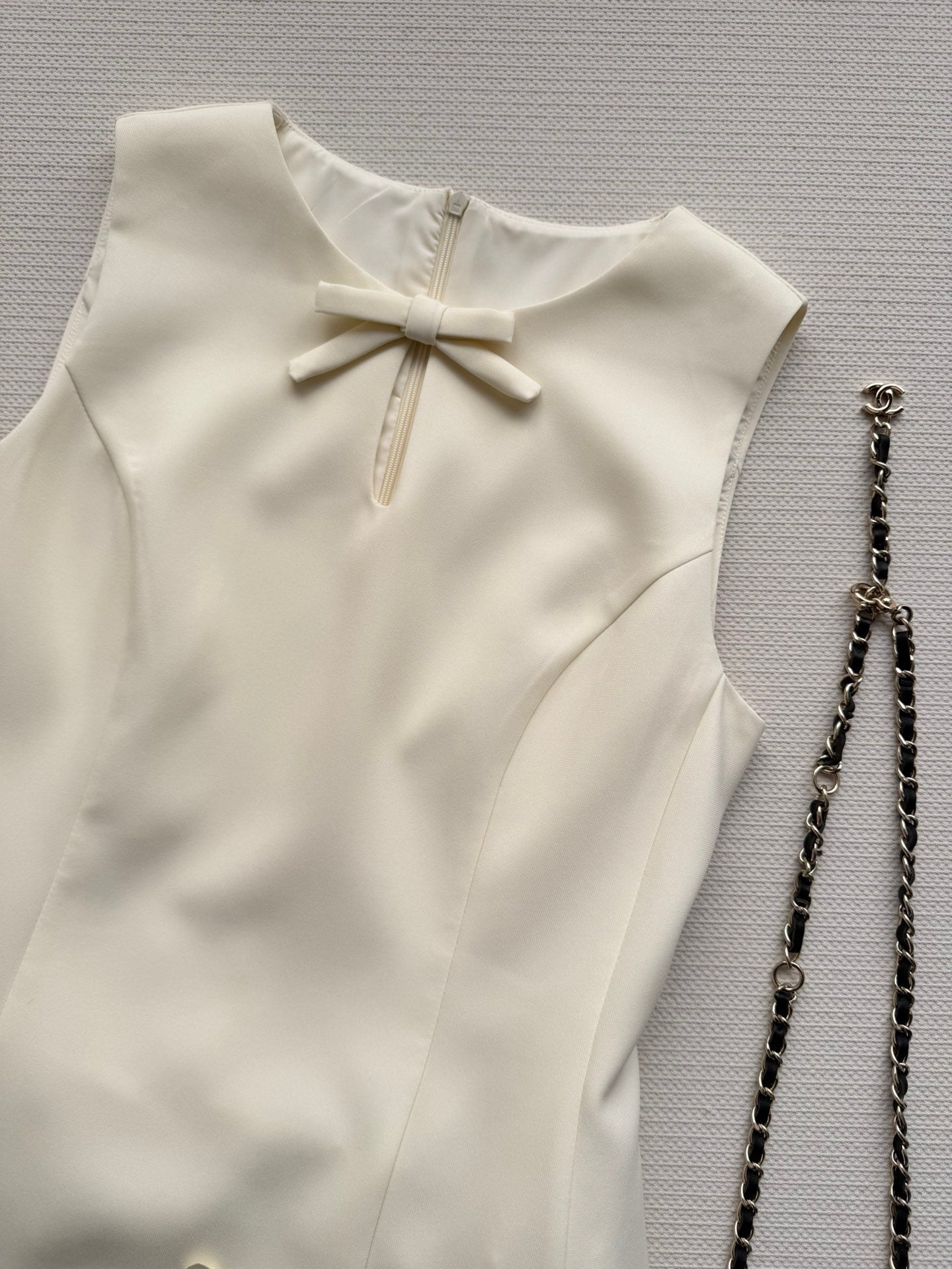 CC Bow-Tie Sleeveless Dress Light Cream Polyester 352970