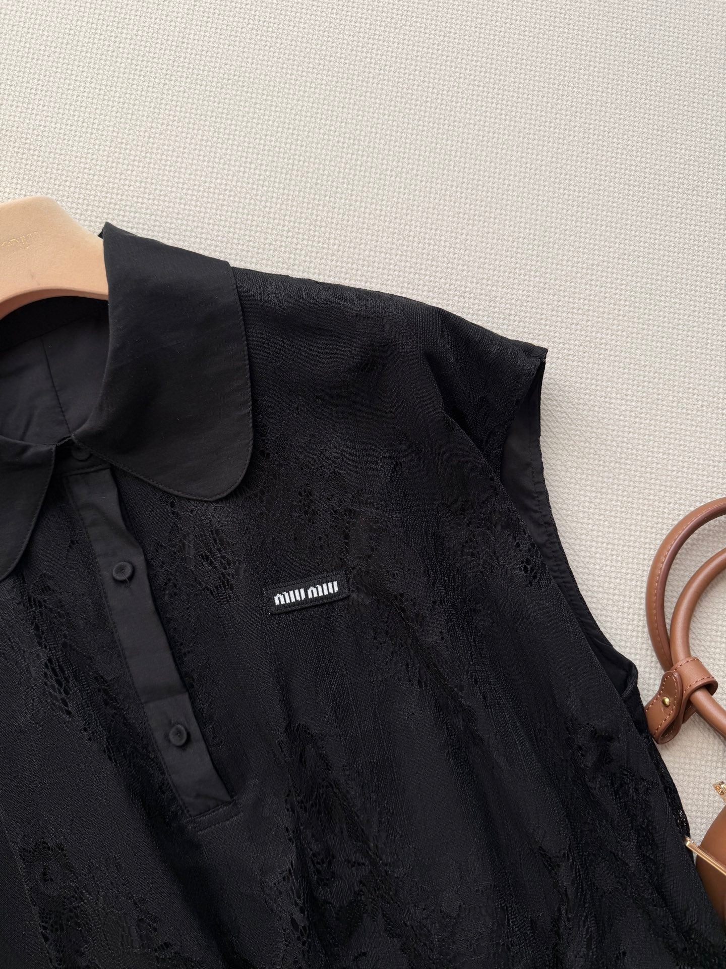 Miu 26s Sleeveless Polo Top 1227