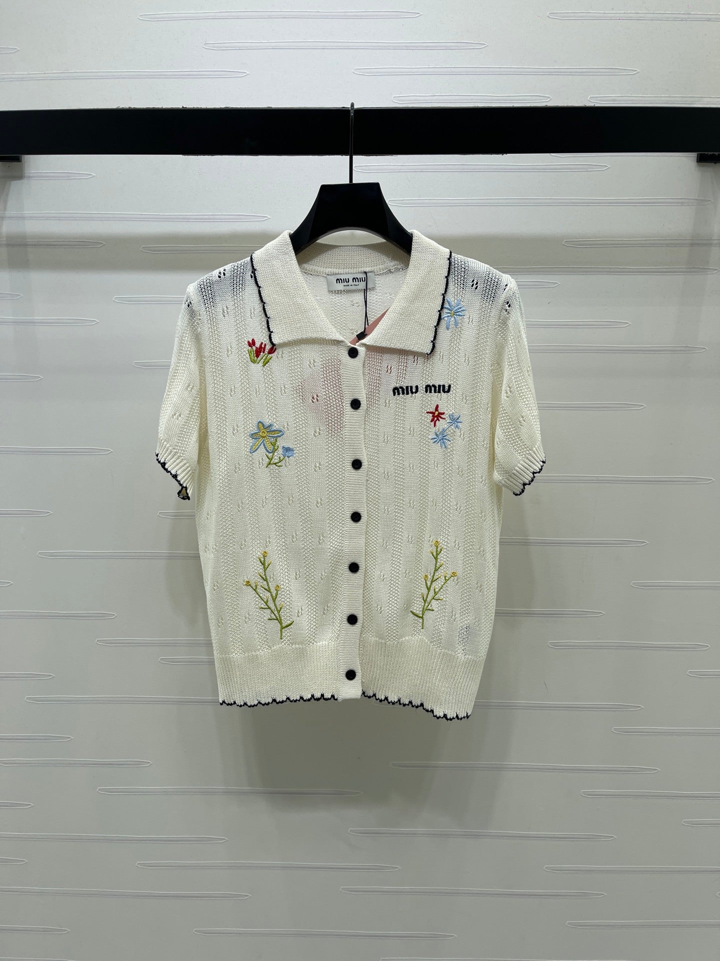 GG 26s Hollow Striped Collared Knit Short Sleeve White Wool 406537
