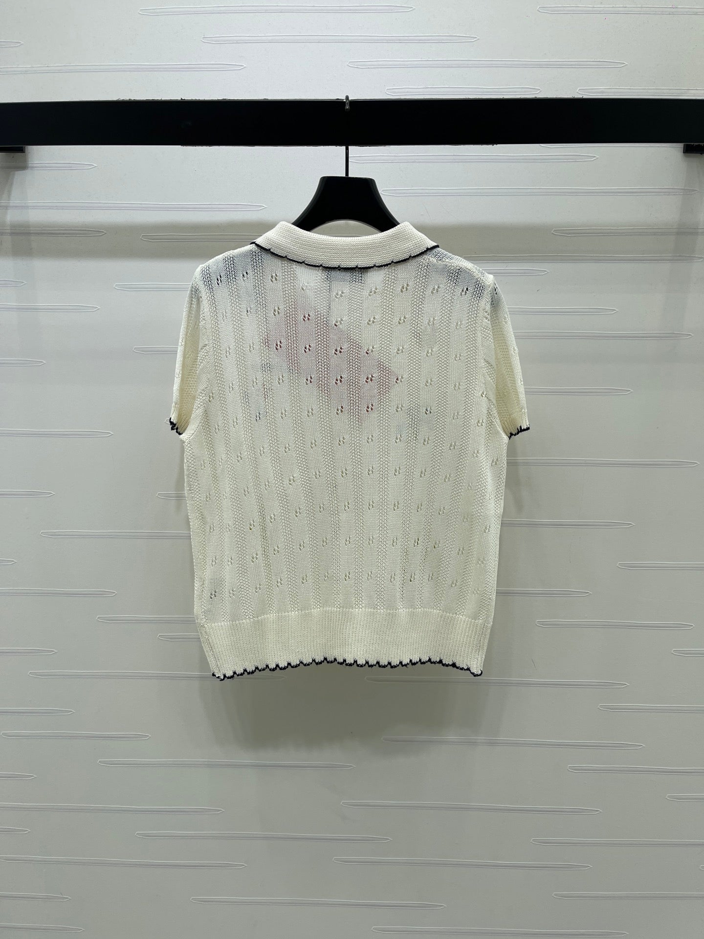 GG 26s Hollow Striped Collared Knit Short Sleeve White Wool 406537