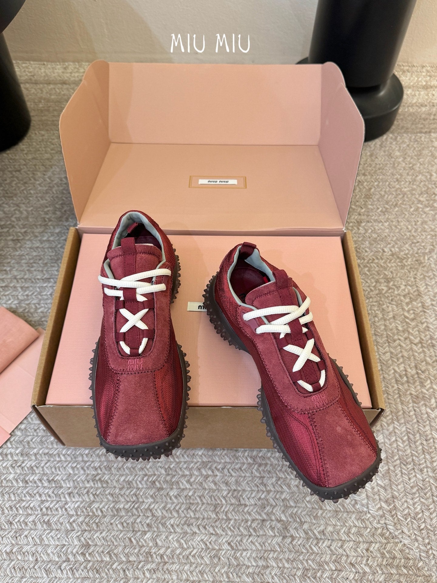 Miu 26s Square Toe Casual Sneakers Burgundy Suede 890983