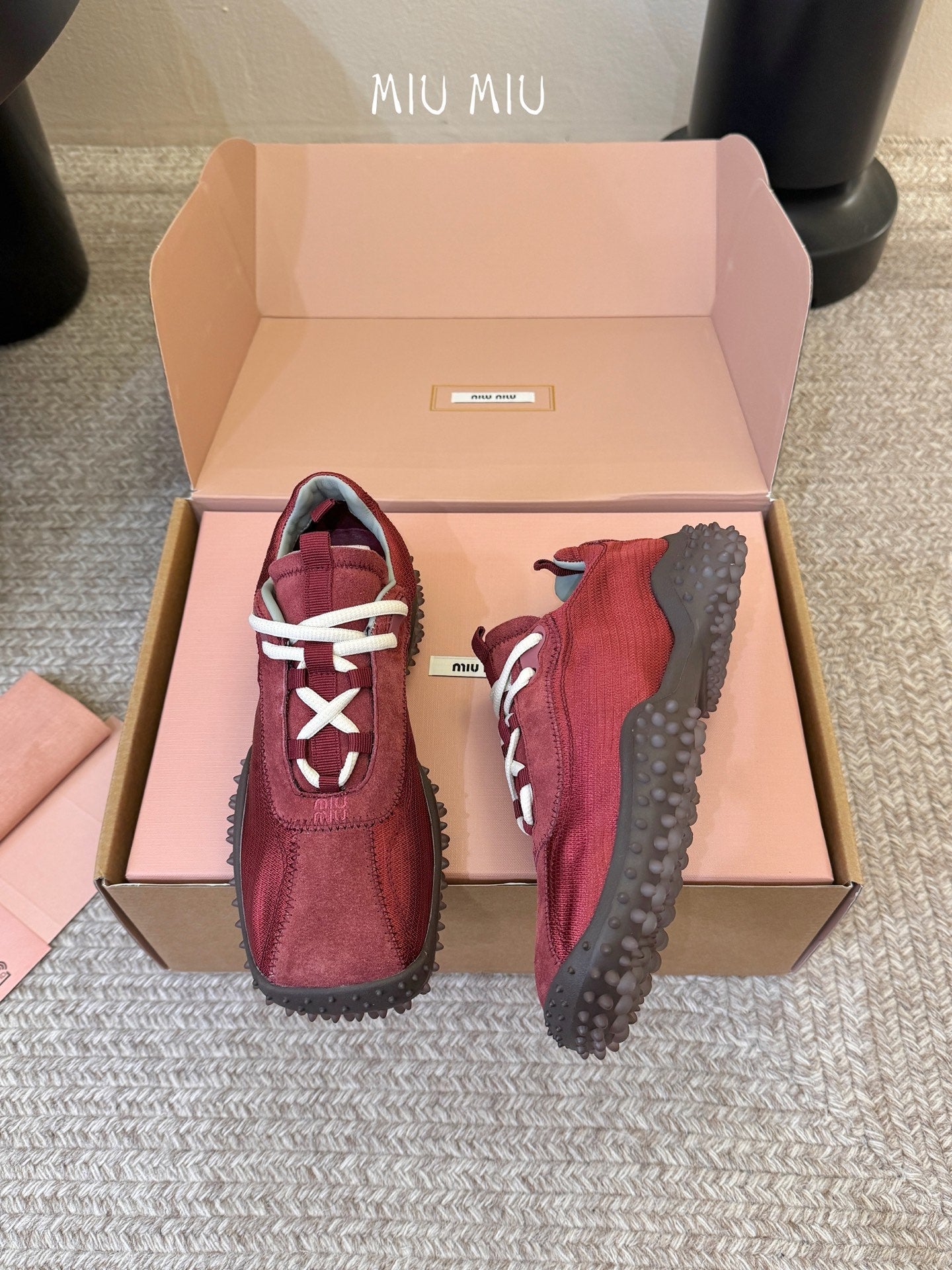 Miu 26s Square Toe Casual Sneakers Burgundy Suede 890983