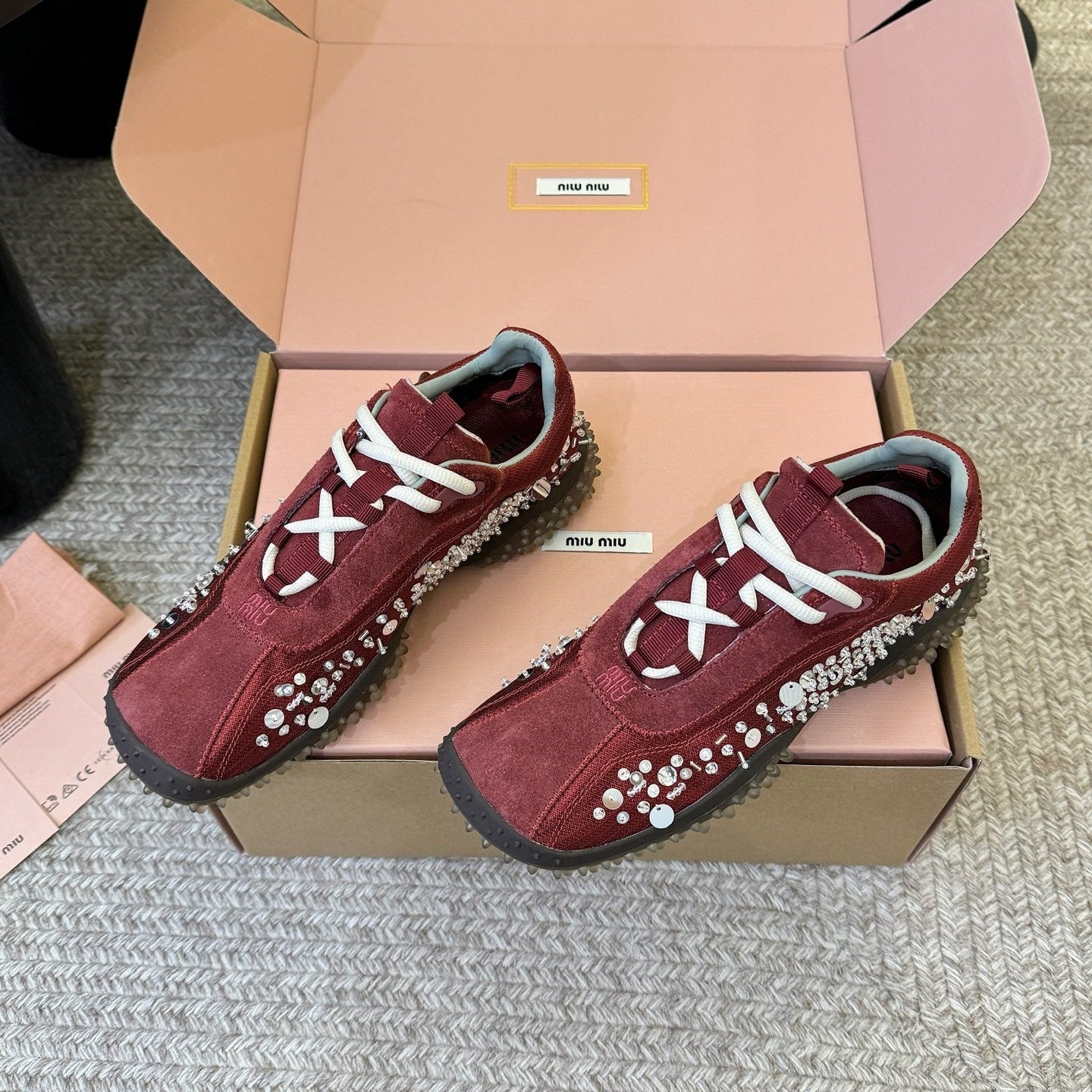 Miu 26s Square Toe Casual Sneakers Burgundy Suede 890988