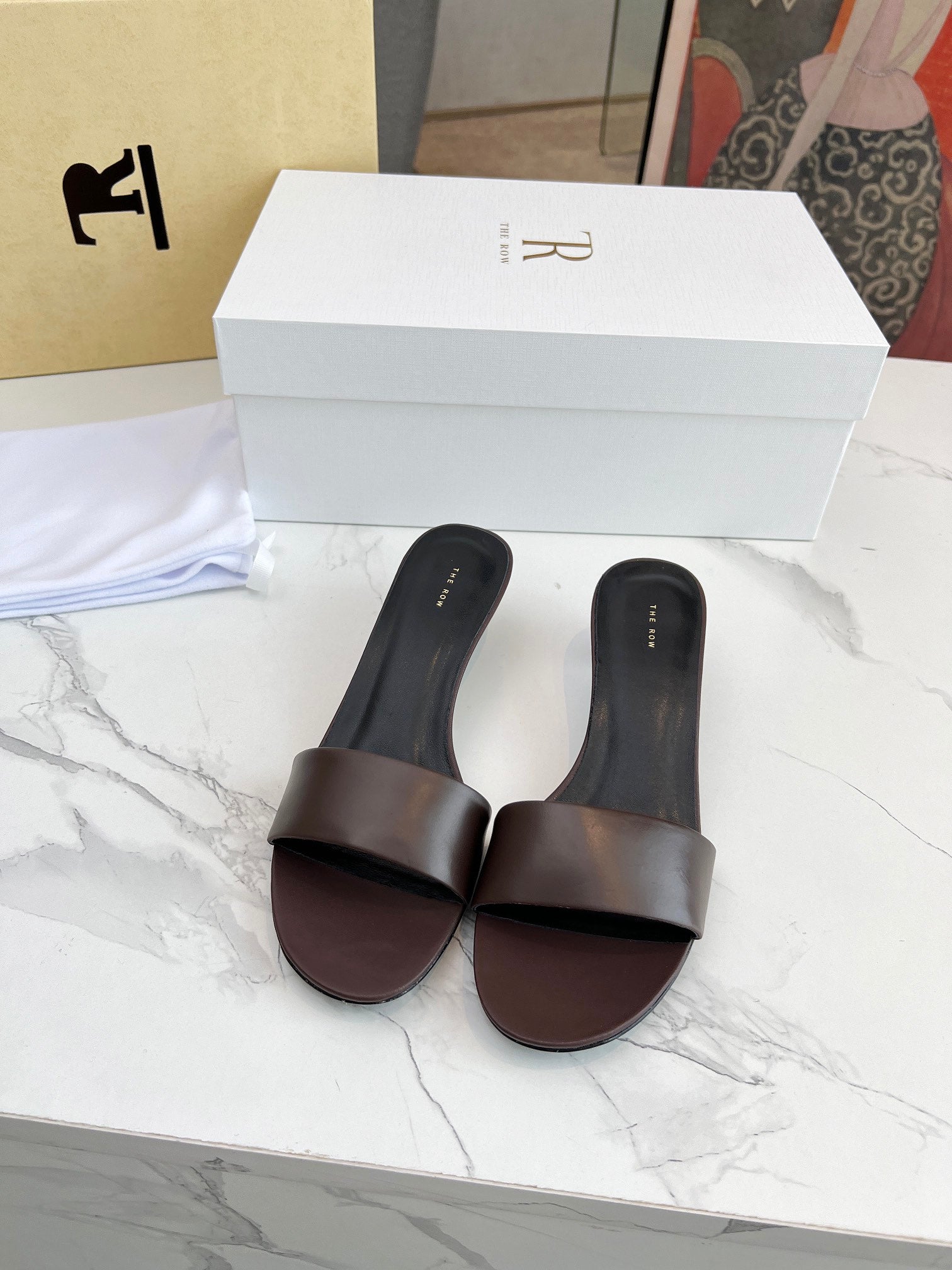 The Row 26s Kitten Heel Slippers Coffee Lambskin 997836
