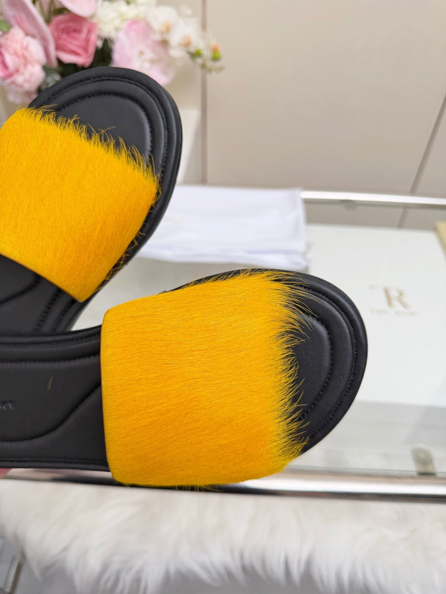 The Row Malick Fur Slide Yellow 707548