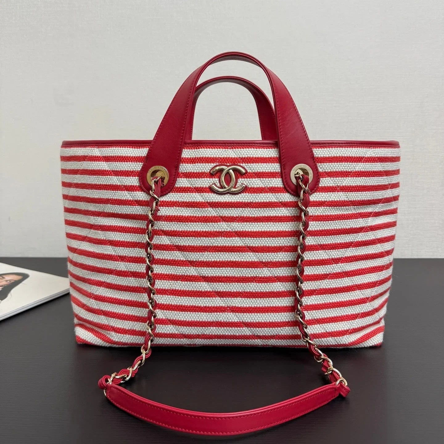 Chanel 26 Woven Beach Bag 46 White Red Canvas Leather