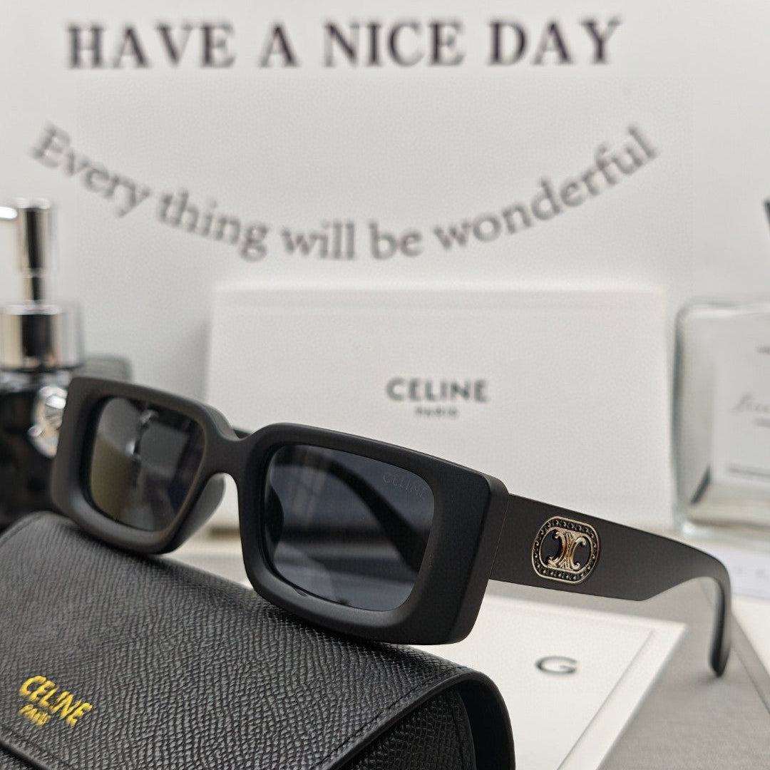 TRIOMPHE BOLD SQUARE SUNGLASSES 55148 IN ACETATE