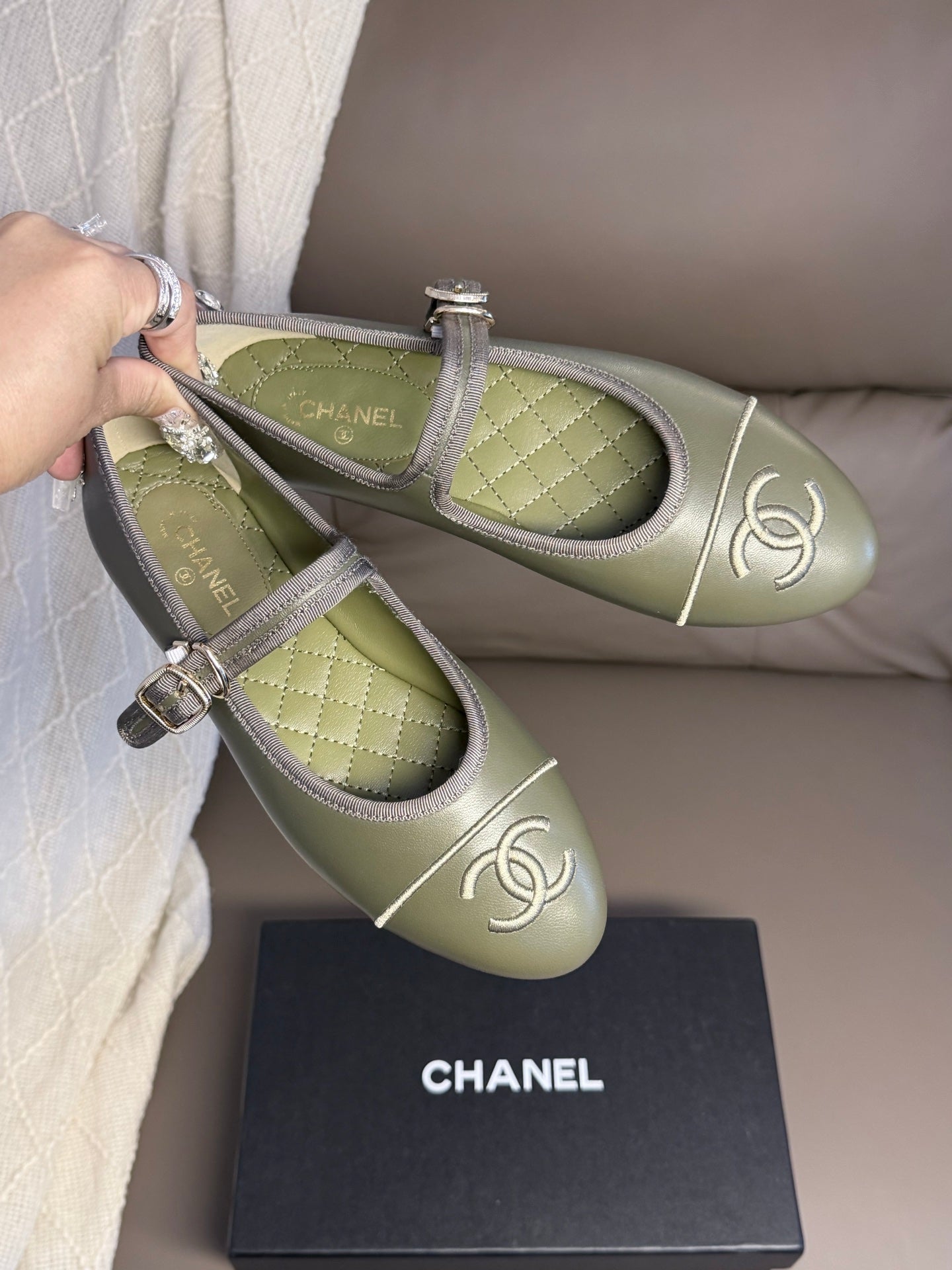 CC 26s Flat Mary Jane Olive Sheepskin 995830