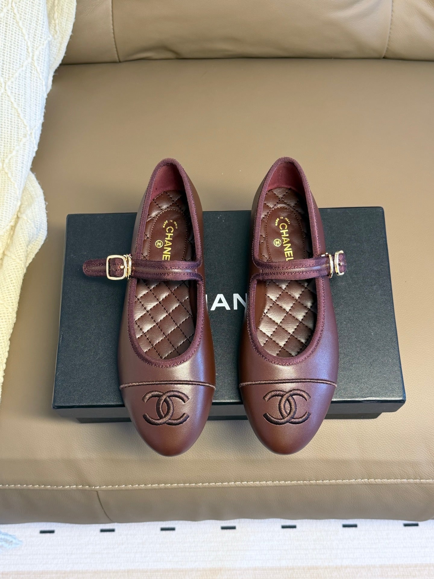 CC 26s Flat Mary Jane Burgundy Sheepskin 995834