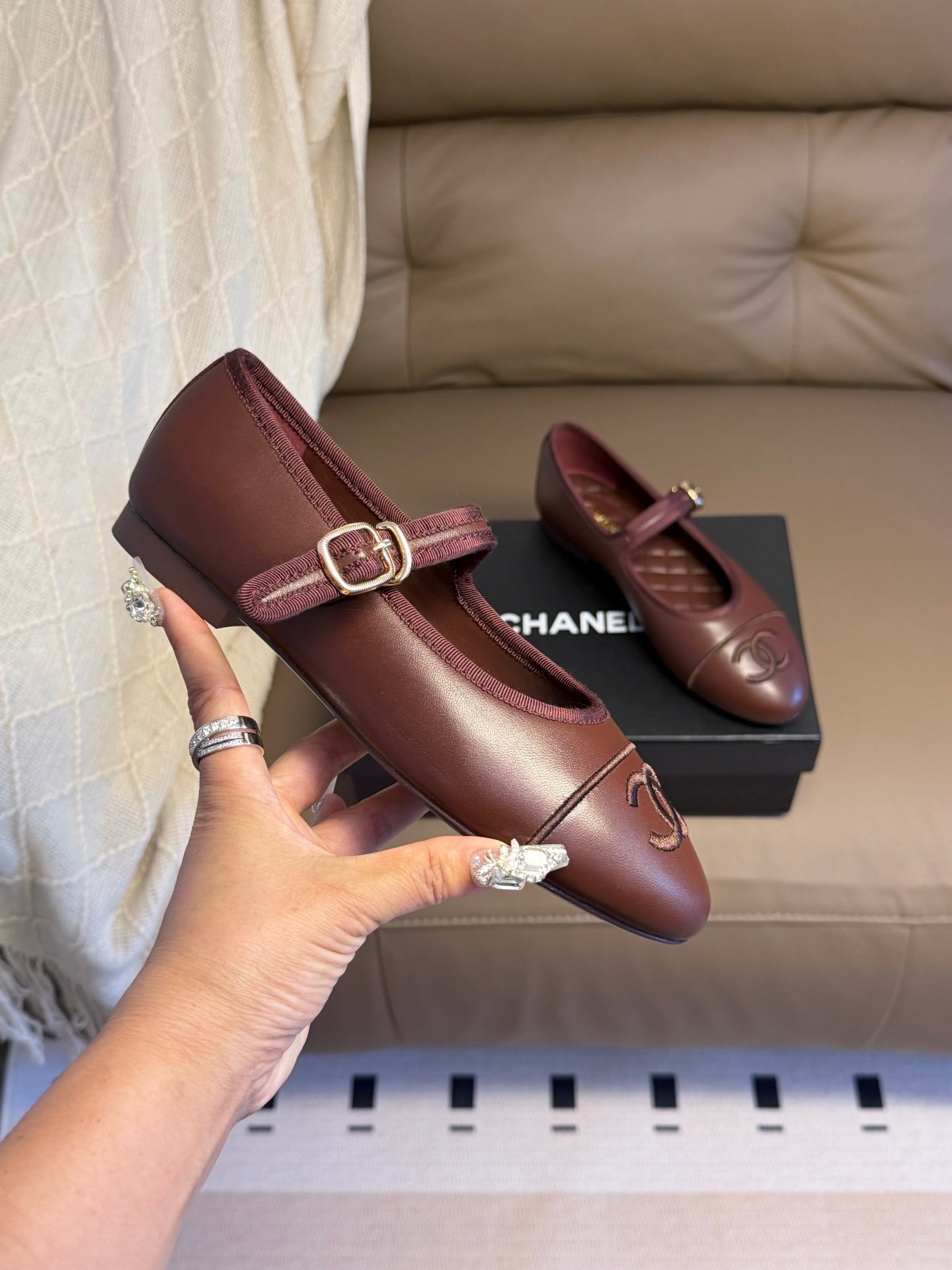 CC 26s Flat Mary Jane Burgundy Sheepskin 995834