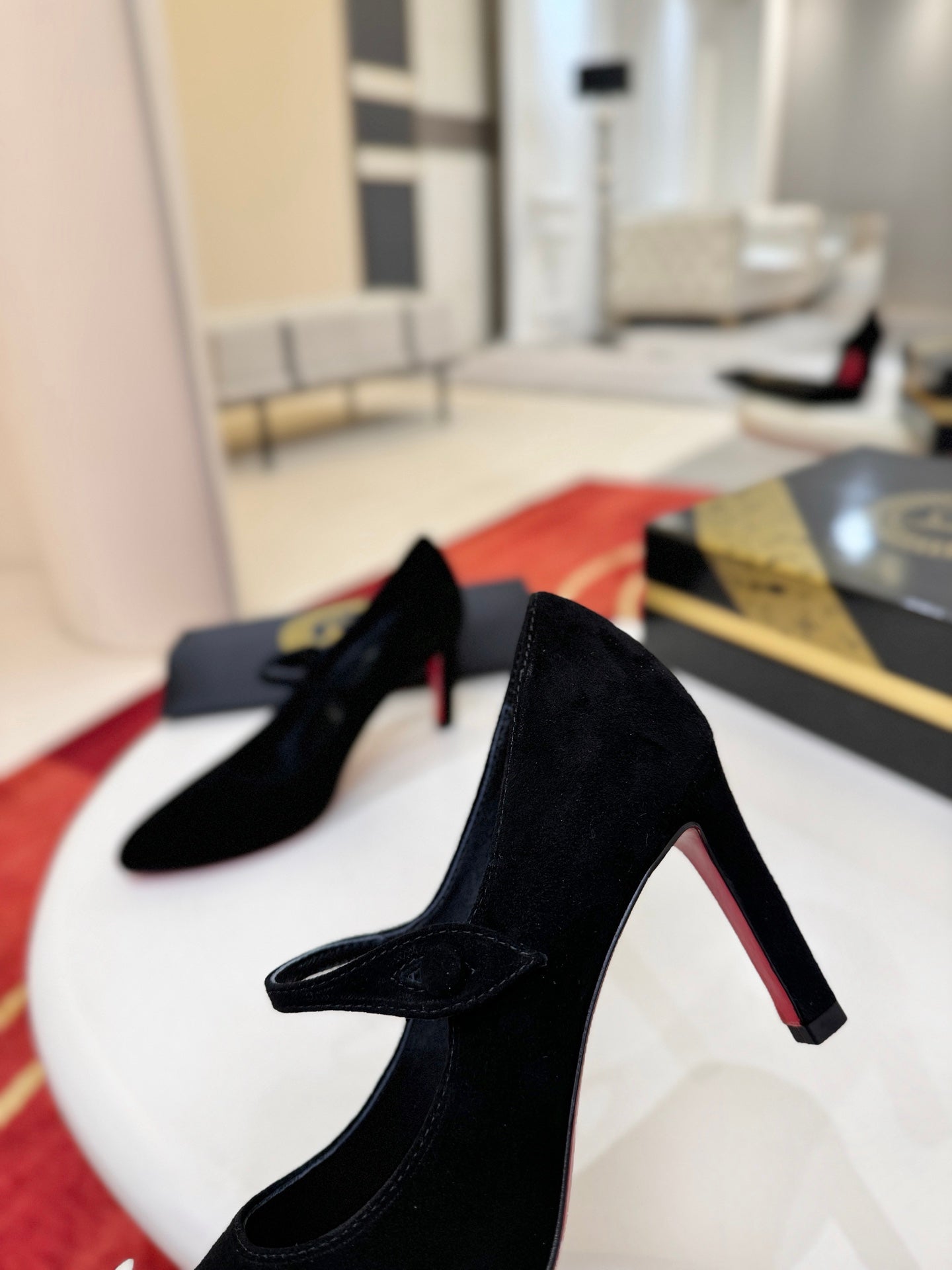 CL Pump 8.5cm Black Patent Leather 825371