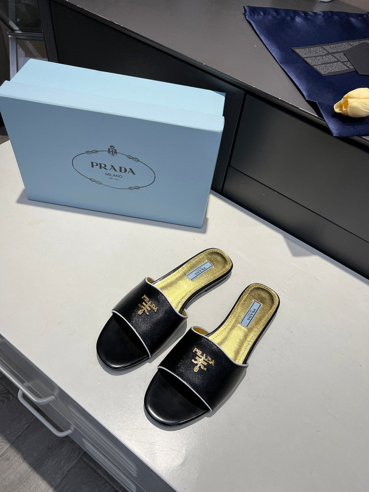 Prada 26s Slide Sandals Black Saffiano 140509