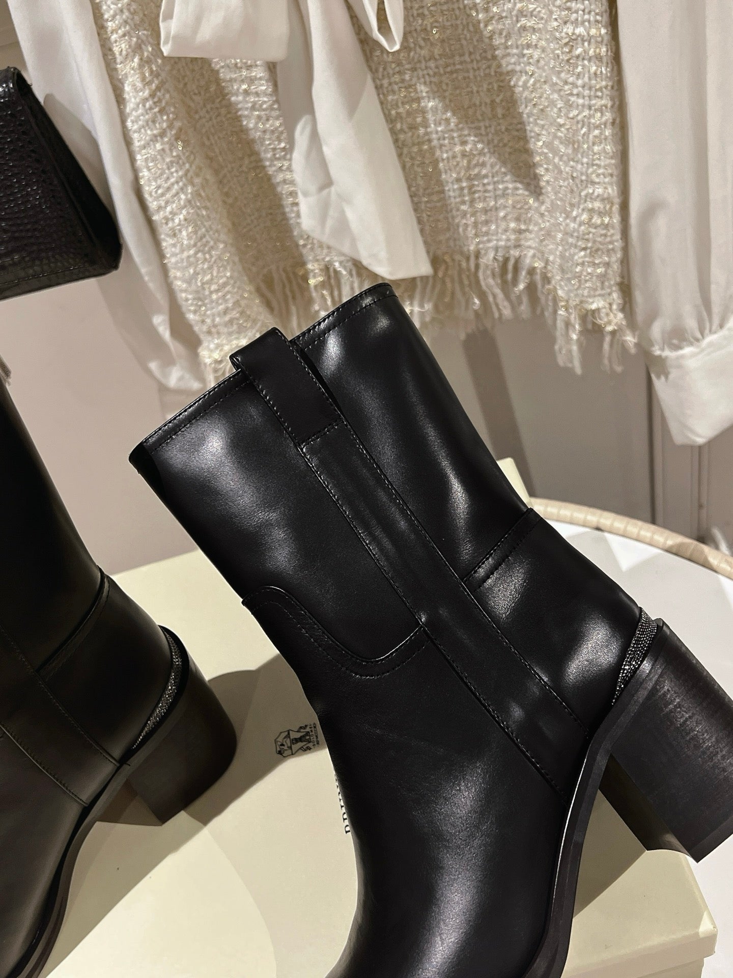 Brunello Chunky Heel Elegant Mid-Calf Boots Black Leather 929299
