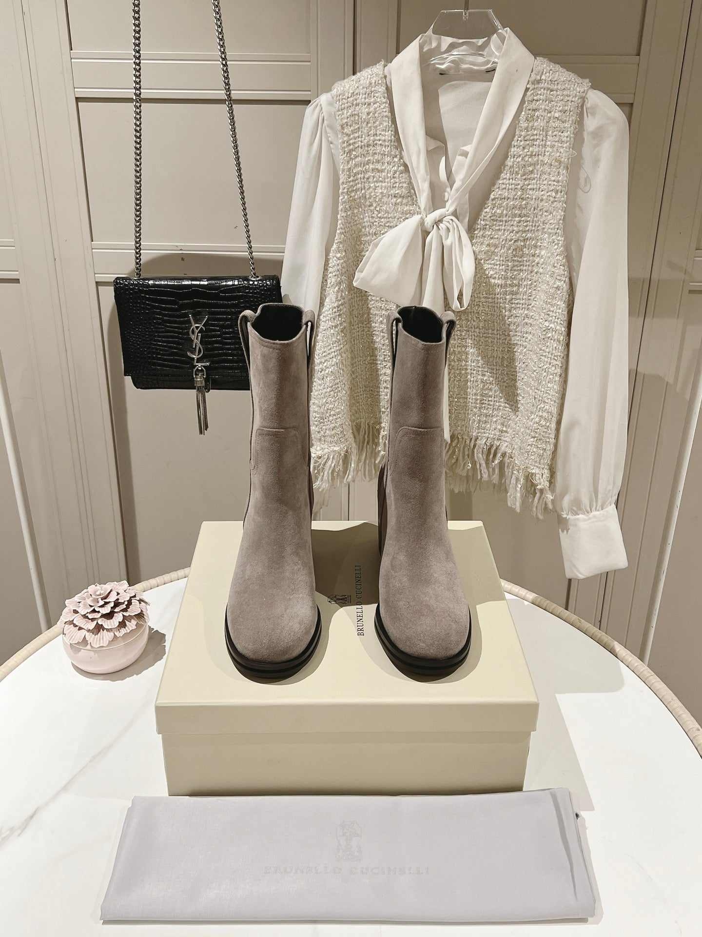 Brunello Chunky Heel Elegant Mid-Calf Boots Taupe Suede 929301