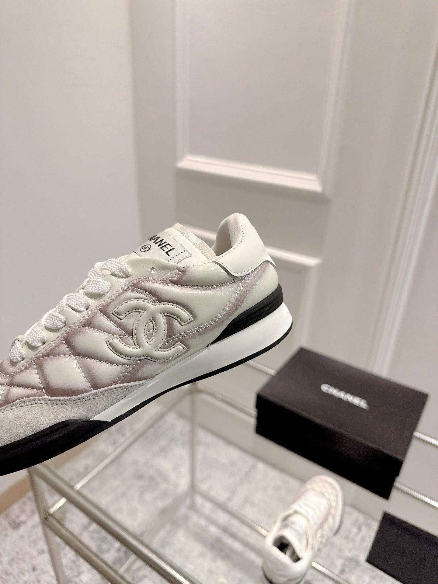 Chanel 25A Sports Shoes White Black Sheepskin 393112
