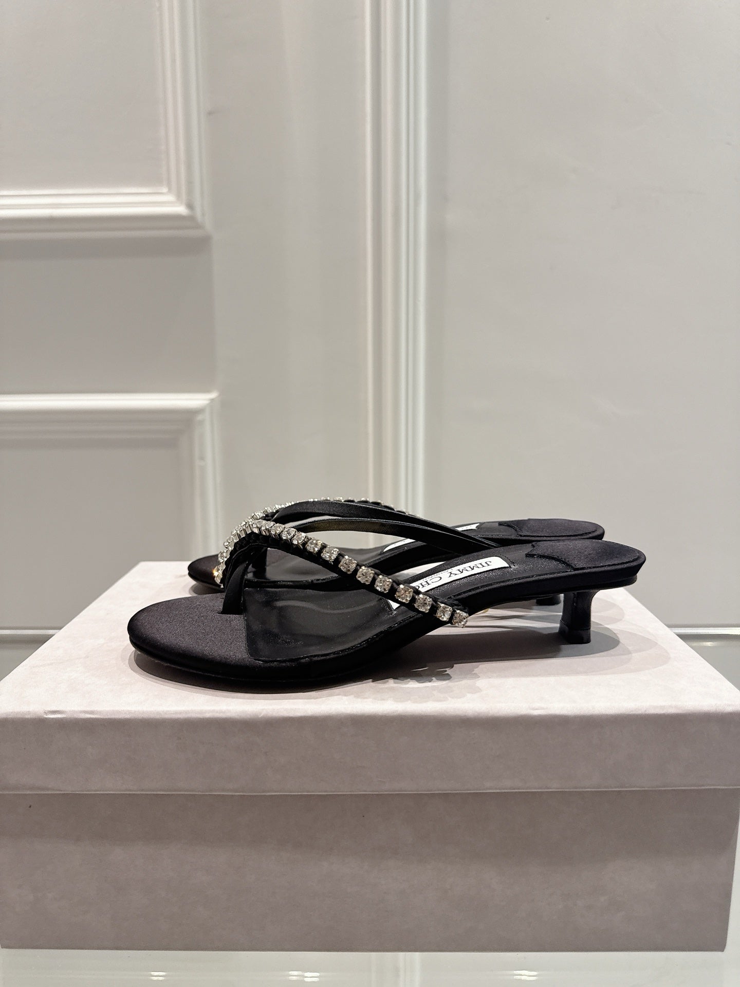 Jimmy Crystal Dila Mules 35mm Black Sheepskin 422440