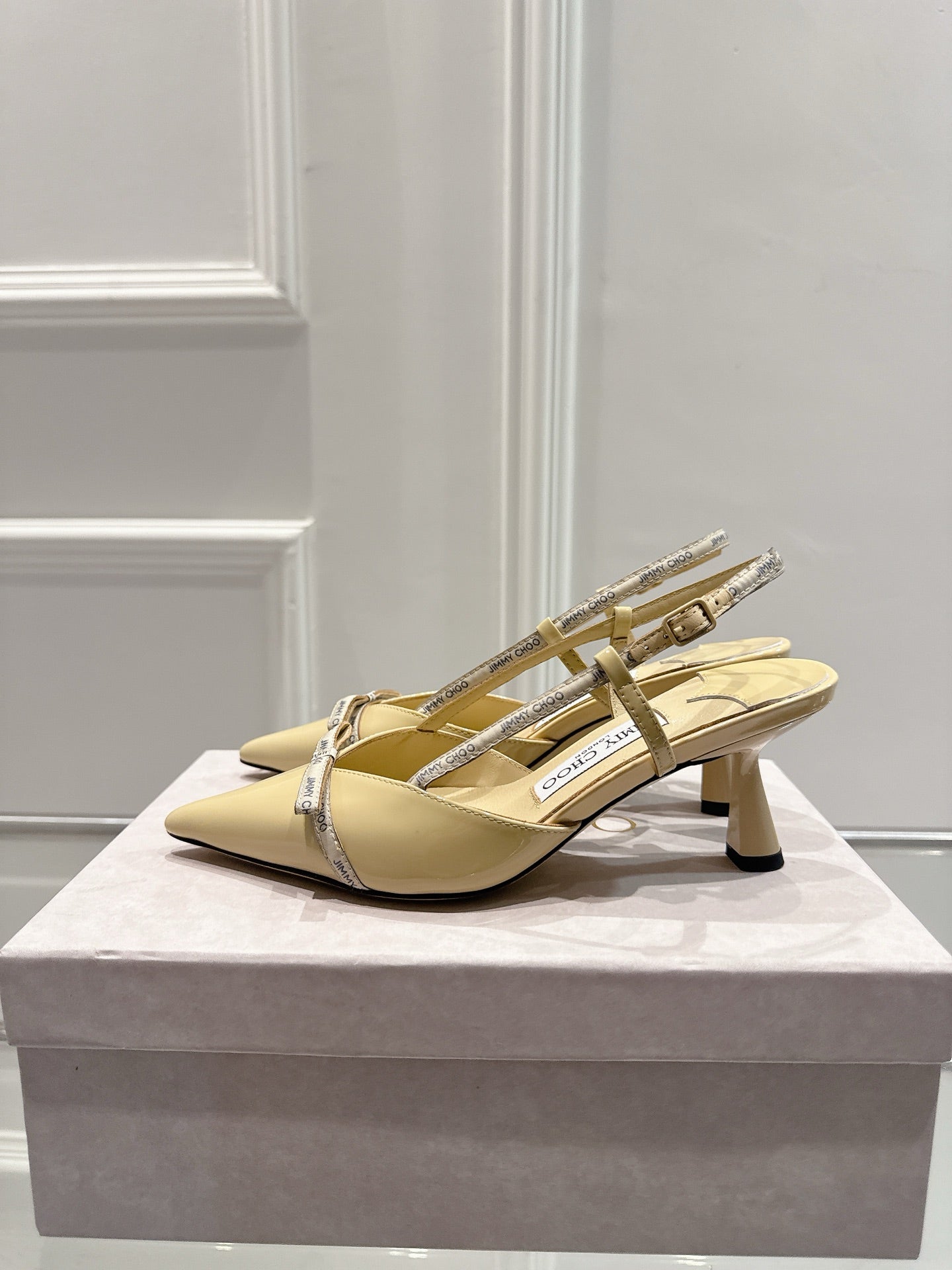 Jimmy Camila Pumps 65mm Beige Patent Leather 422446