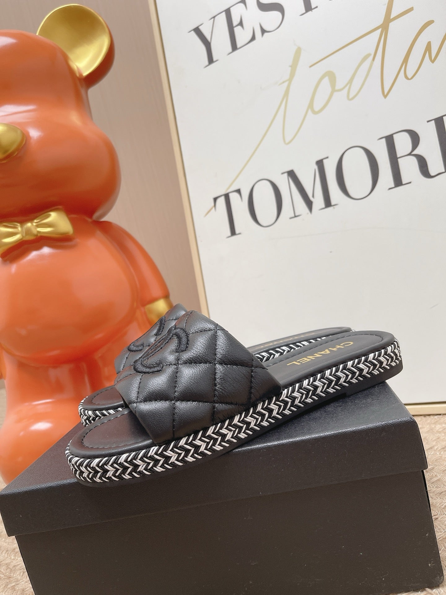 CC 26s Quilted Espadrille Slides Black Leather 950785