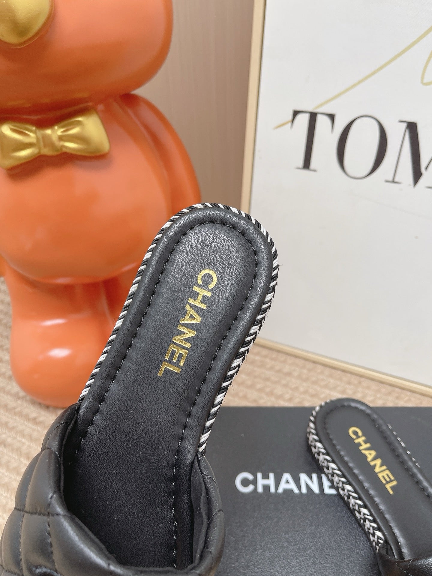 CC 26s Quilted Espadrille Slides Black Leather 950785