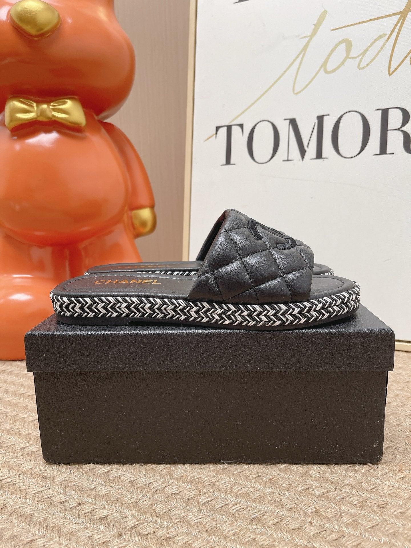 CC 26s Quilted Espadrille Slides Black Leather 950785
