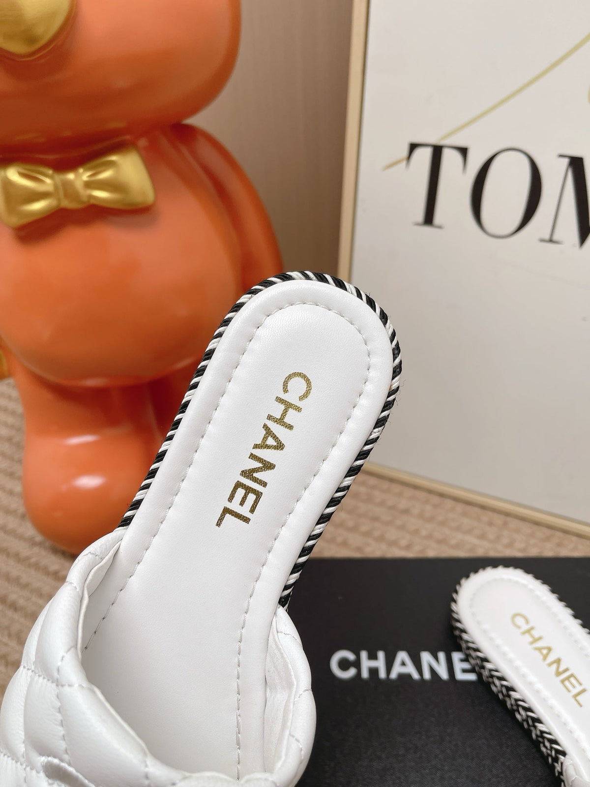 CC 26s Quilted Espadrille Slides White Leather 950786