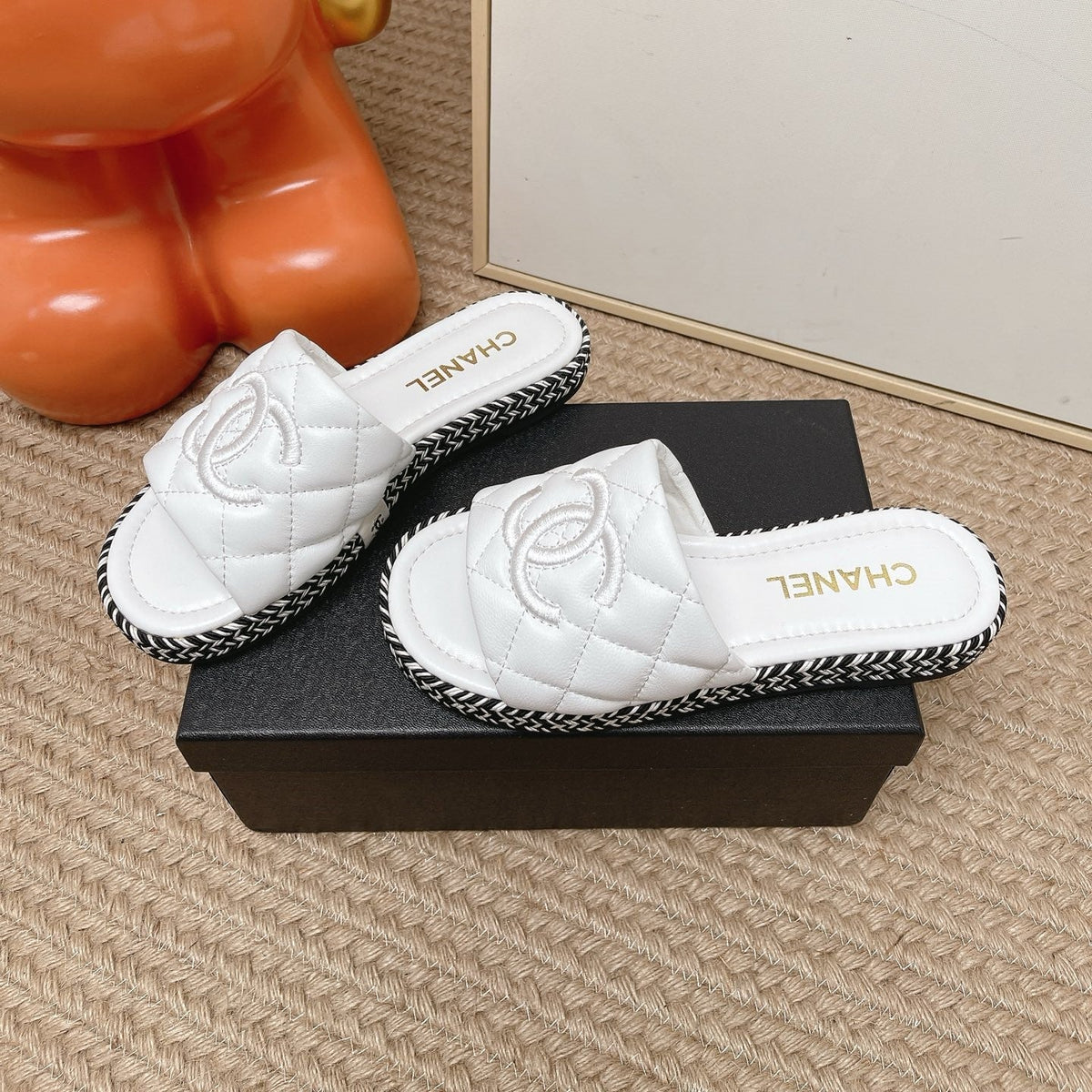 CC 26s Quilted Espadrille Slides White Leather 950786