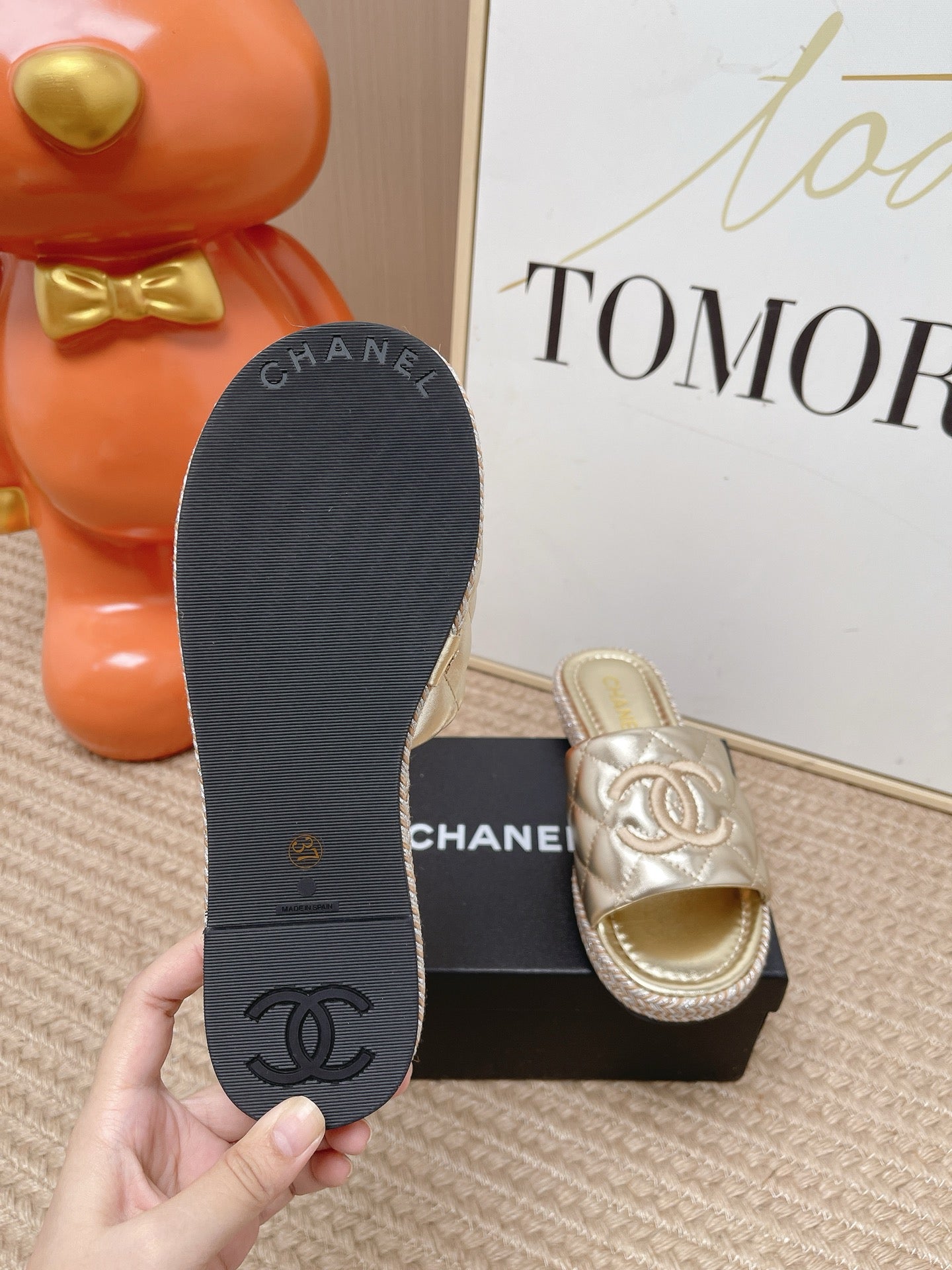 CC 26s Quilted Espadrille Slides Light Gold Mules 950787