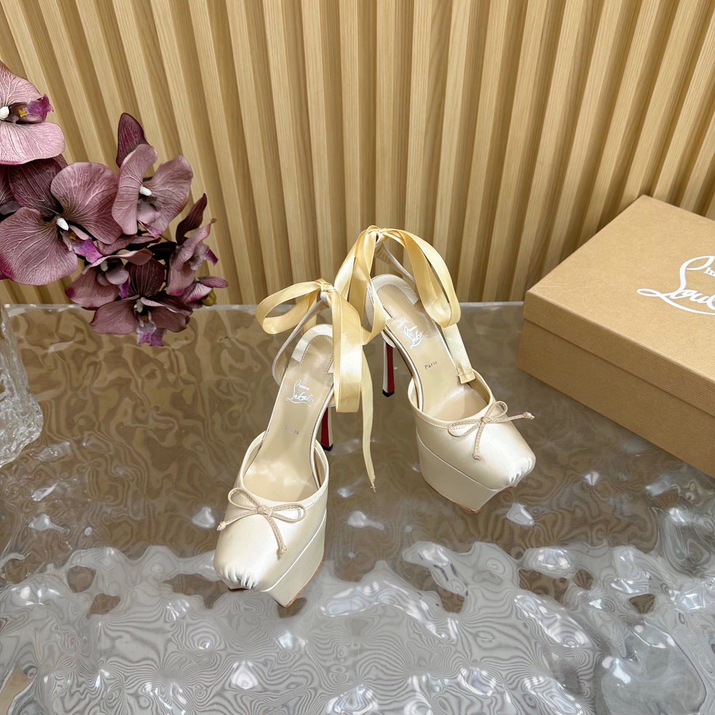 CL 25C Cassia Lace Up Alta 160mm Light Yellow Silk 221615