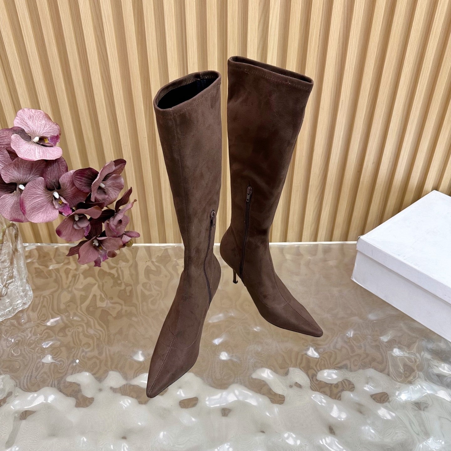 The Row Pointed-toe Knee-high Boots 35mm Dark Brown Suede 436640