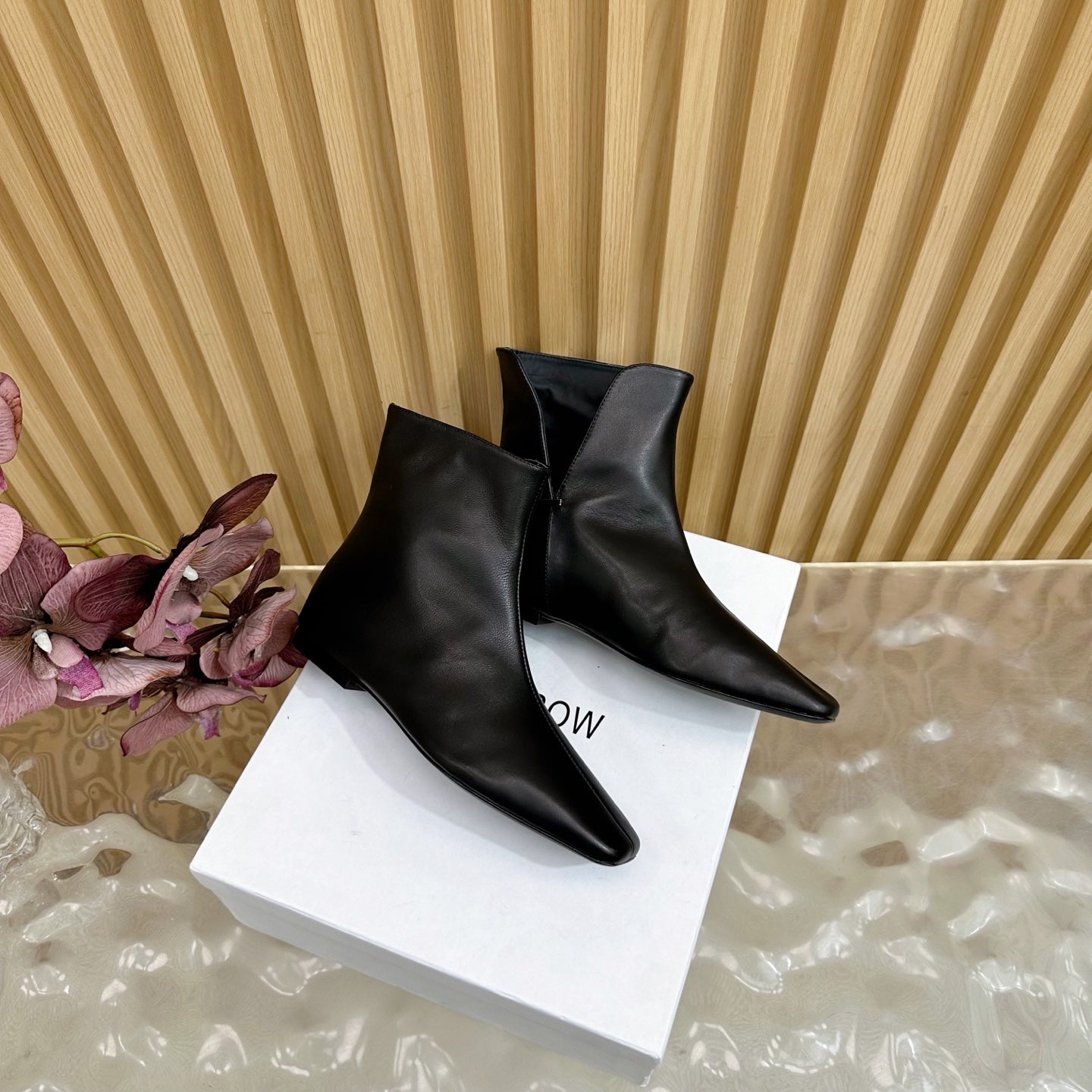 The Row Ava Boots Black Sheepskin 436642